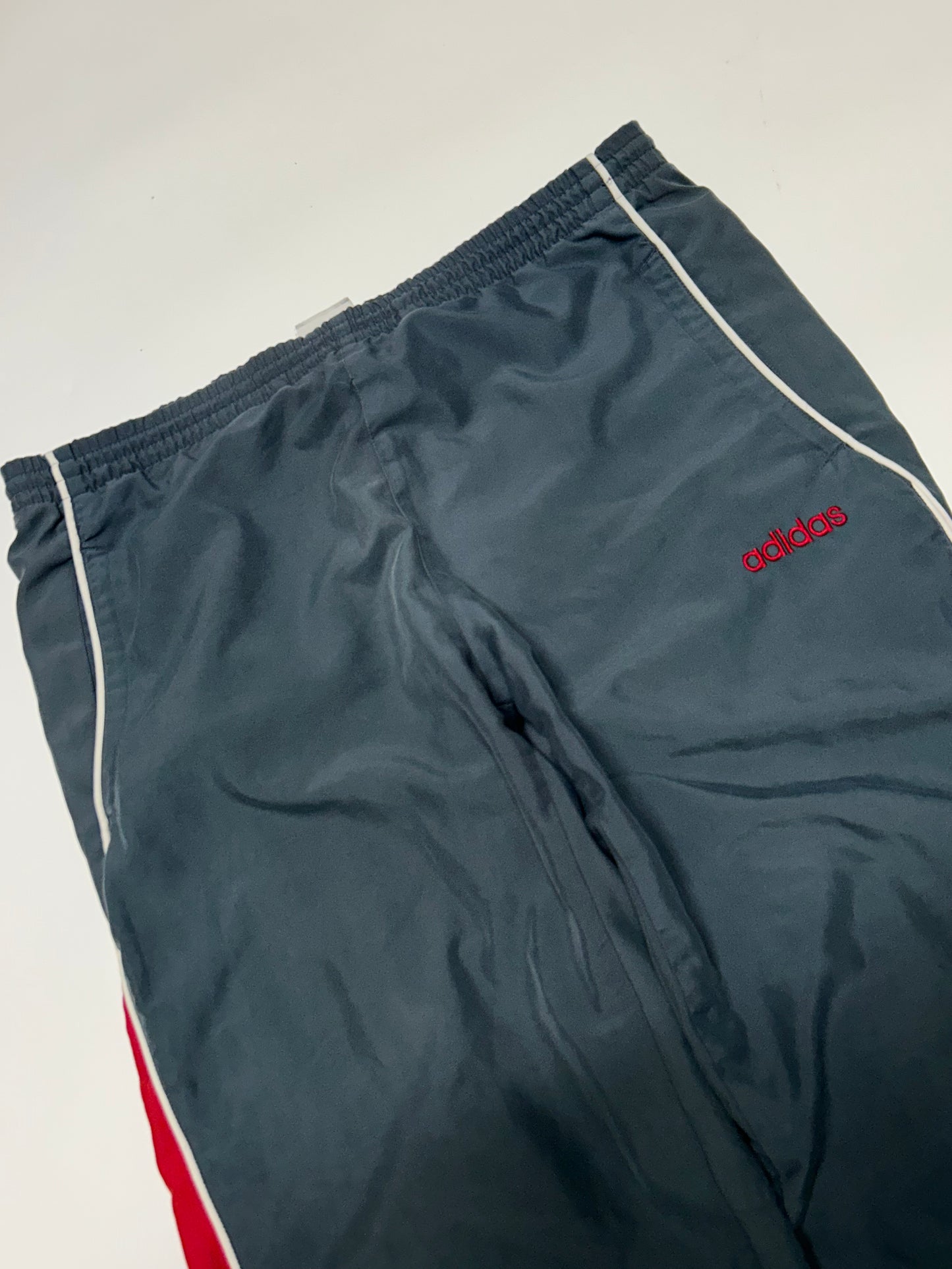 Vintage Adidas spell out track pants (M)