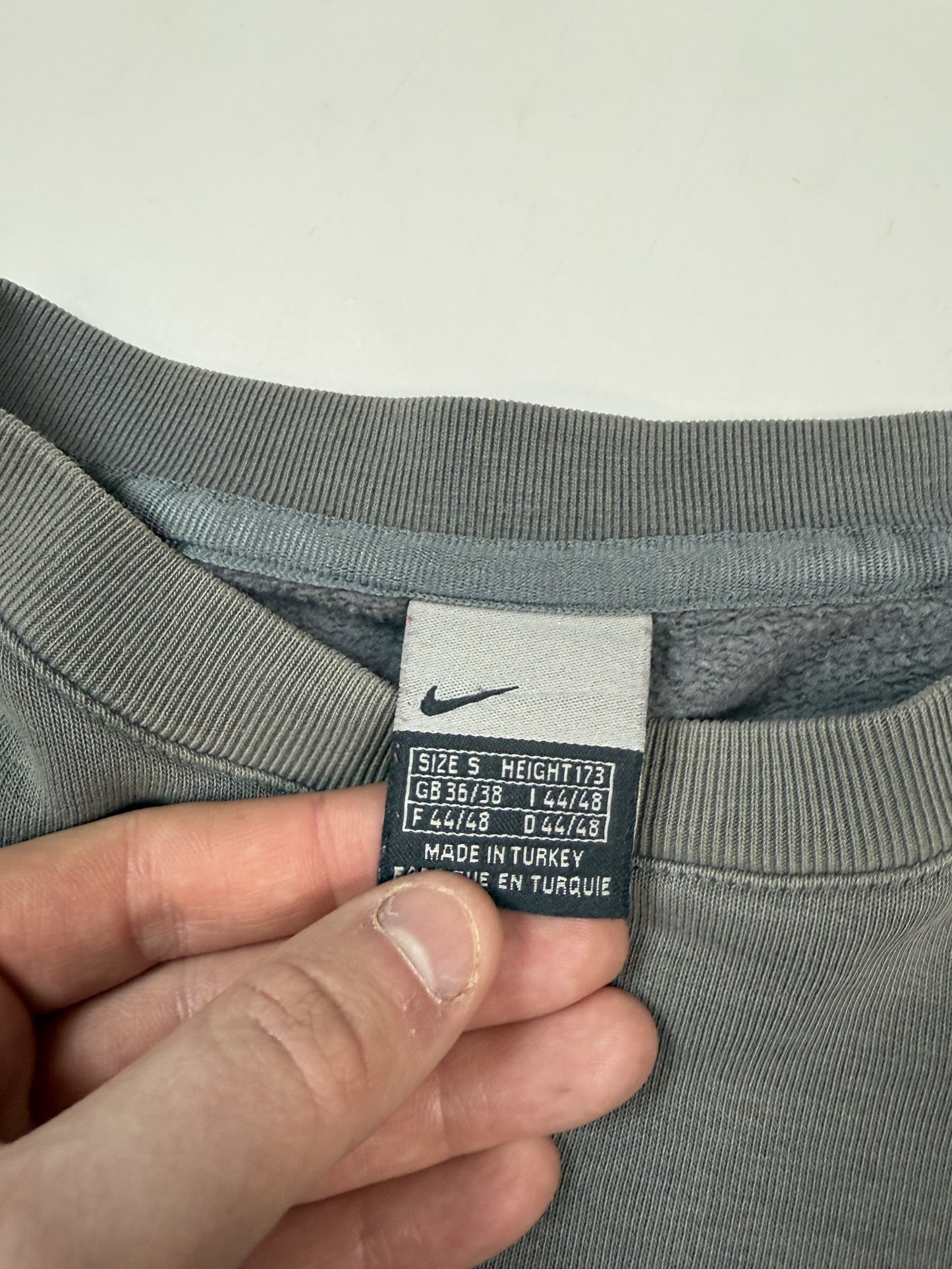 Vintage Nike athletic sweatshirt (S)