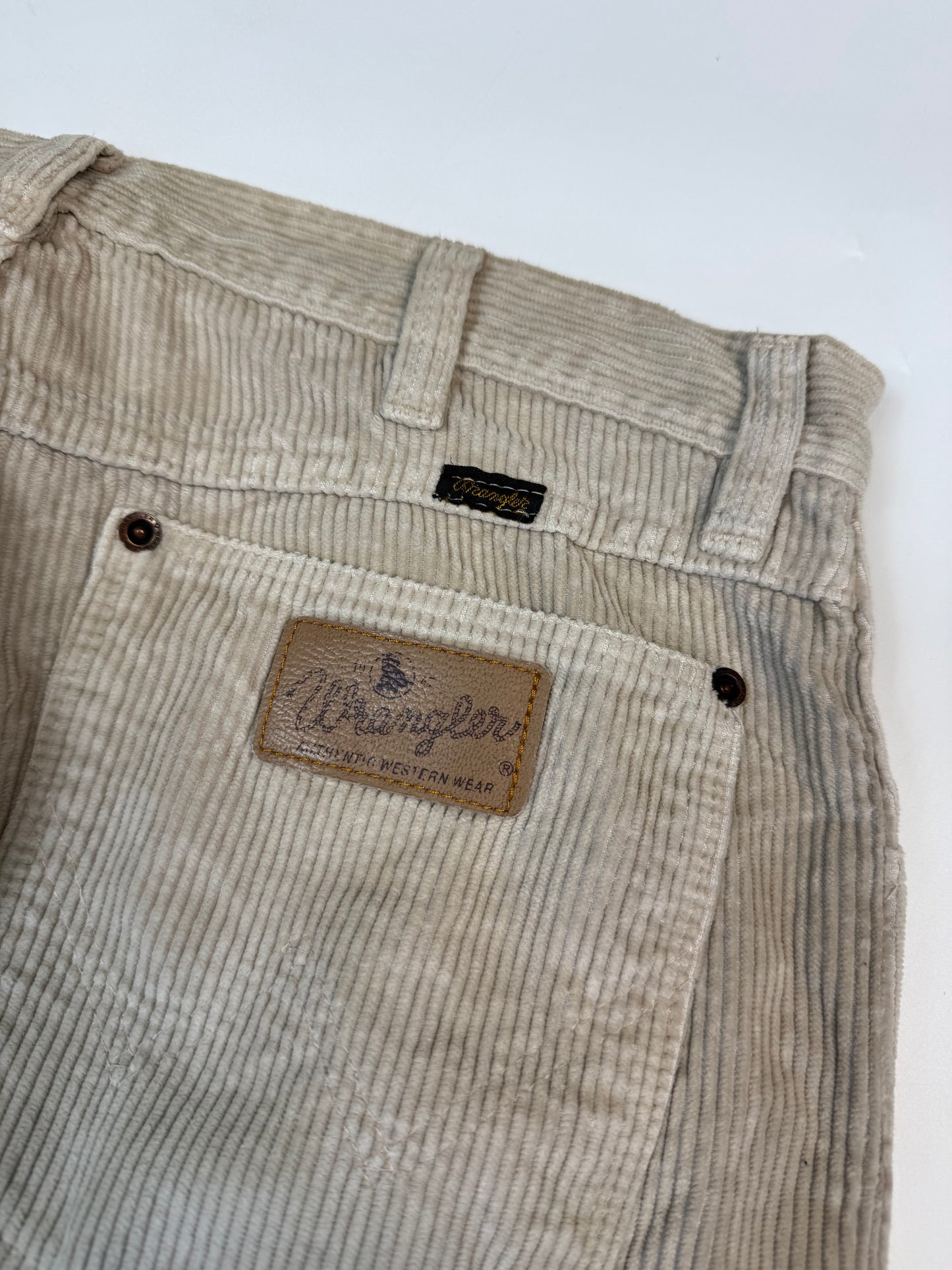 Wrangler baggy corduroy trousers (W34)