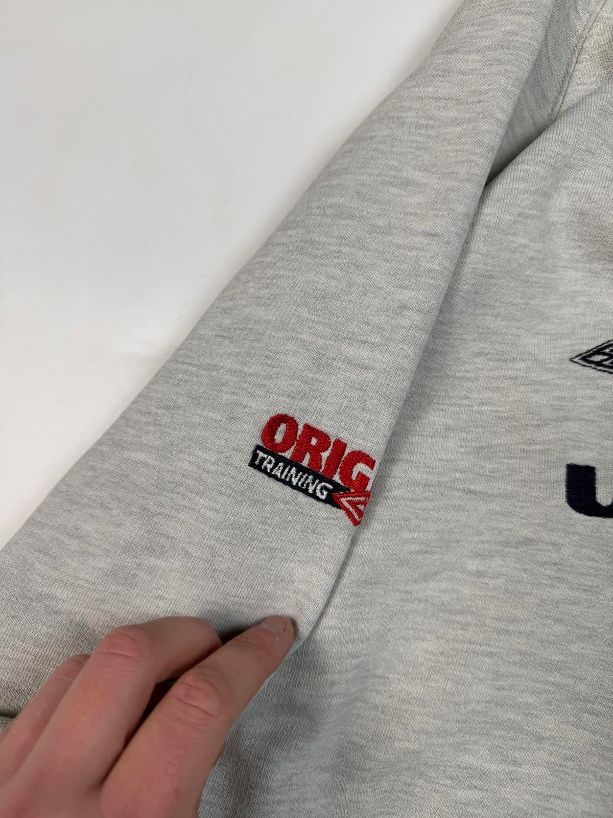 Vintage 90s Umbro pro training centre logo sweatshirt (XL)
