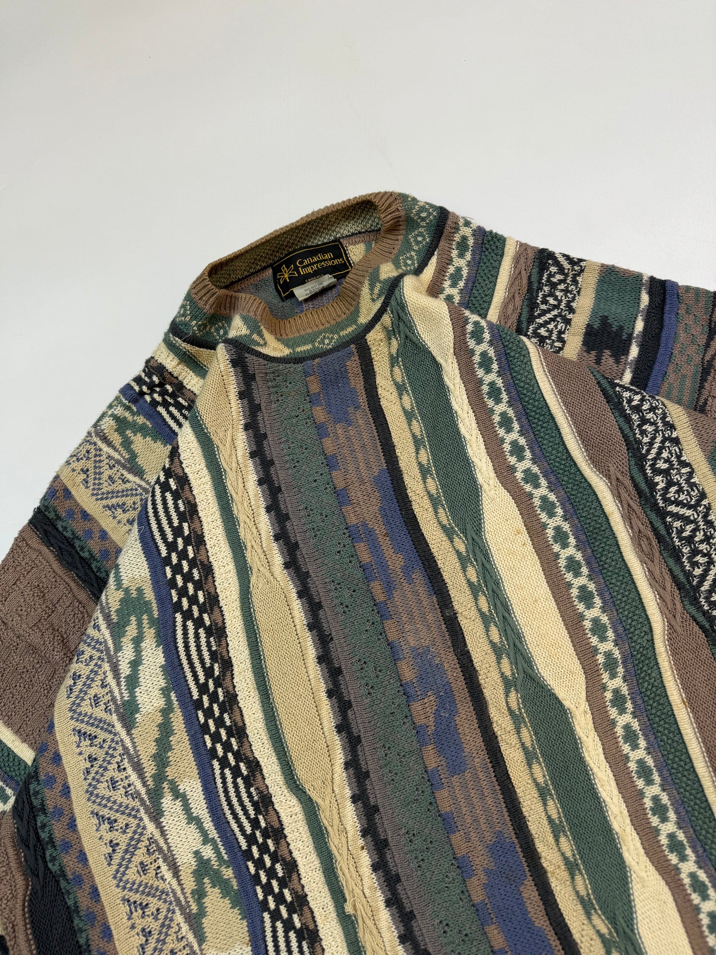 Vintage Coogi style abstract knit sweater (XL)