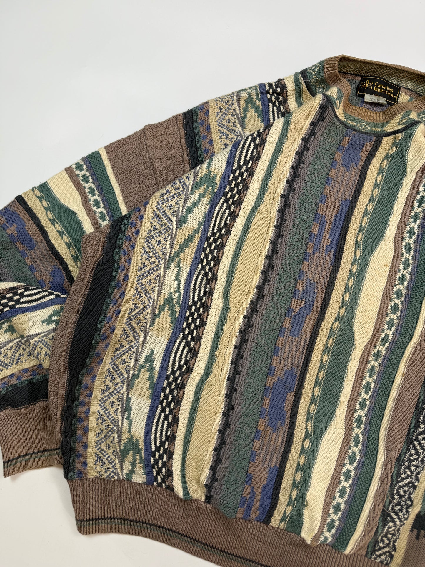 Vintage Coogi style abstract knit sweater (XL)