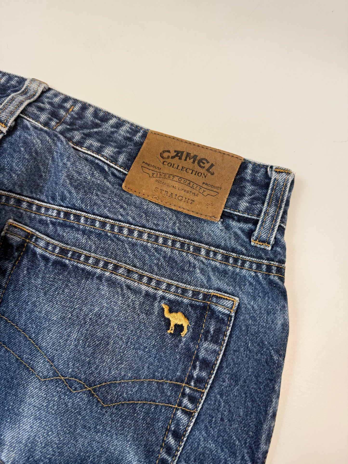 Vintage Camel baggy denim jeans (W32)