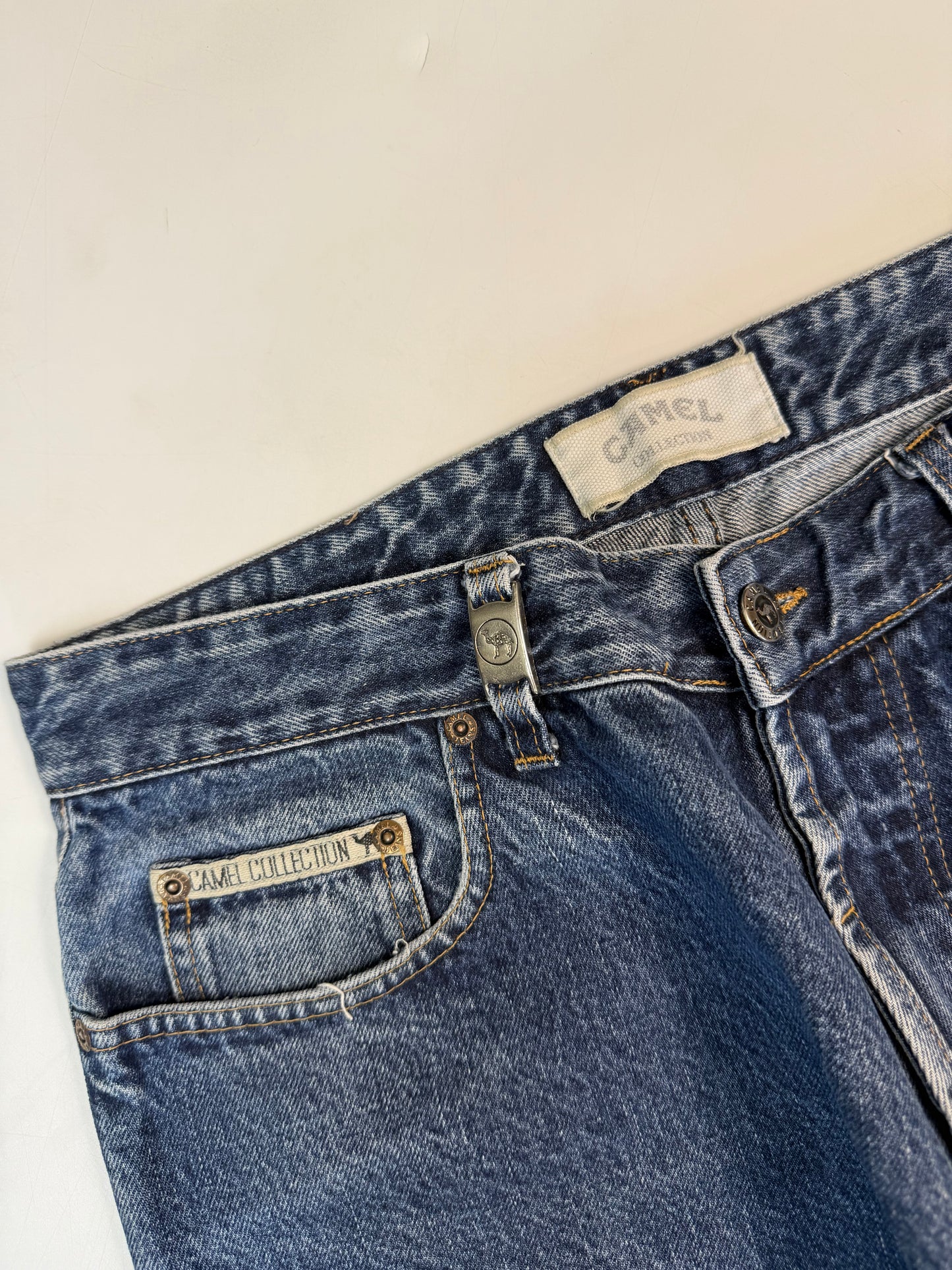 Vintage Camel baggy denim jeans (W32)