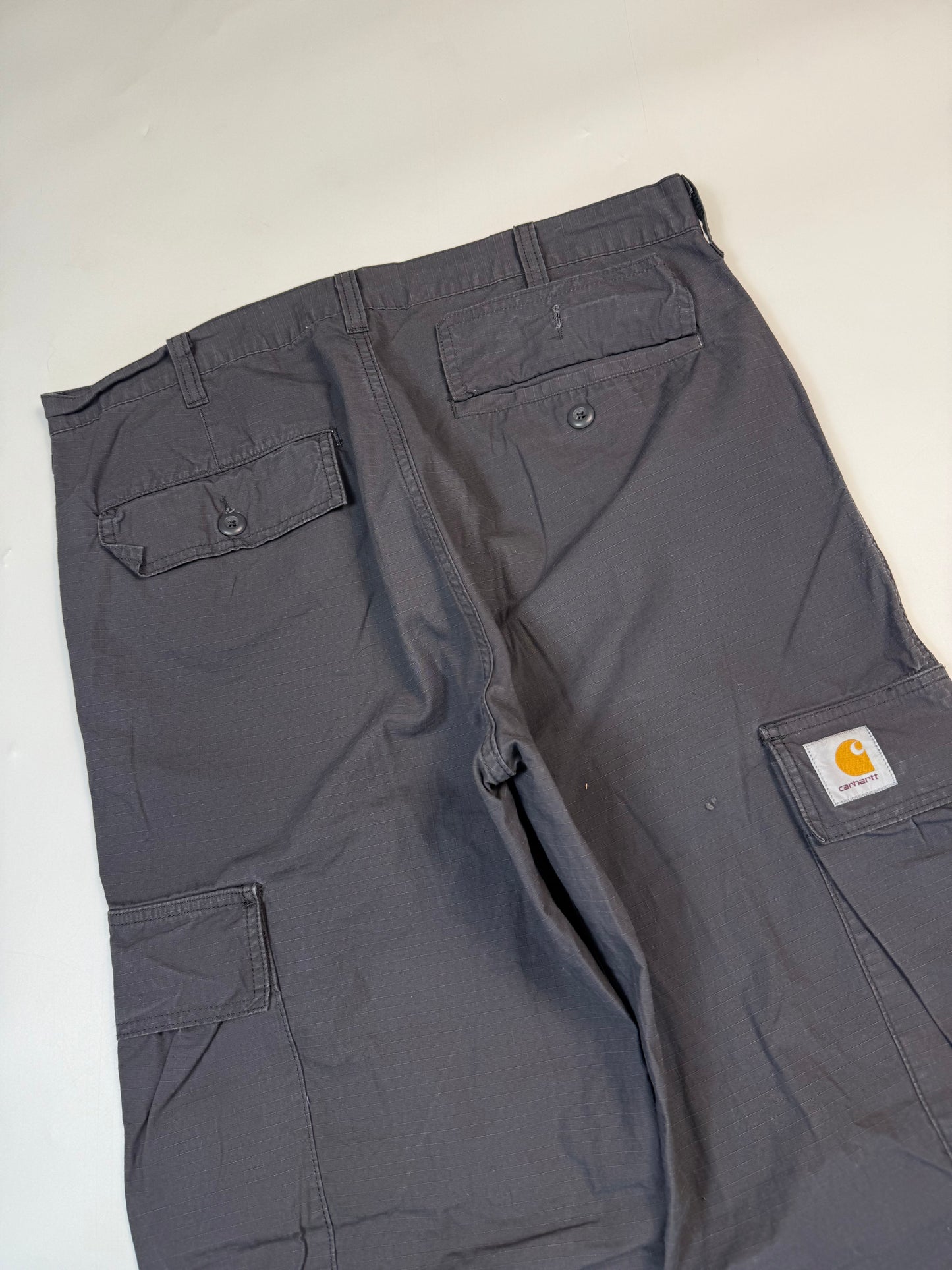 Carhartt baggy cargo pants (W36)