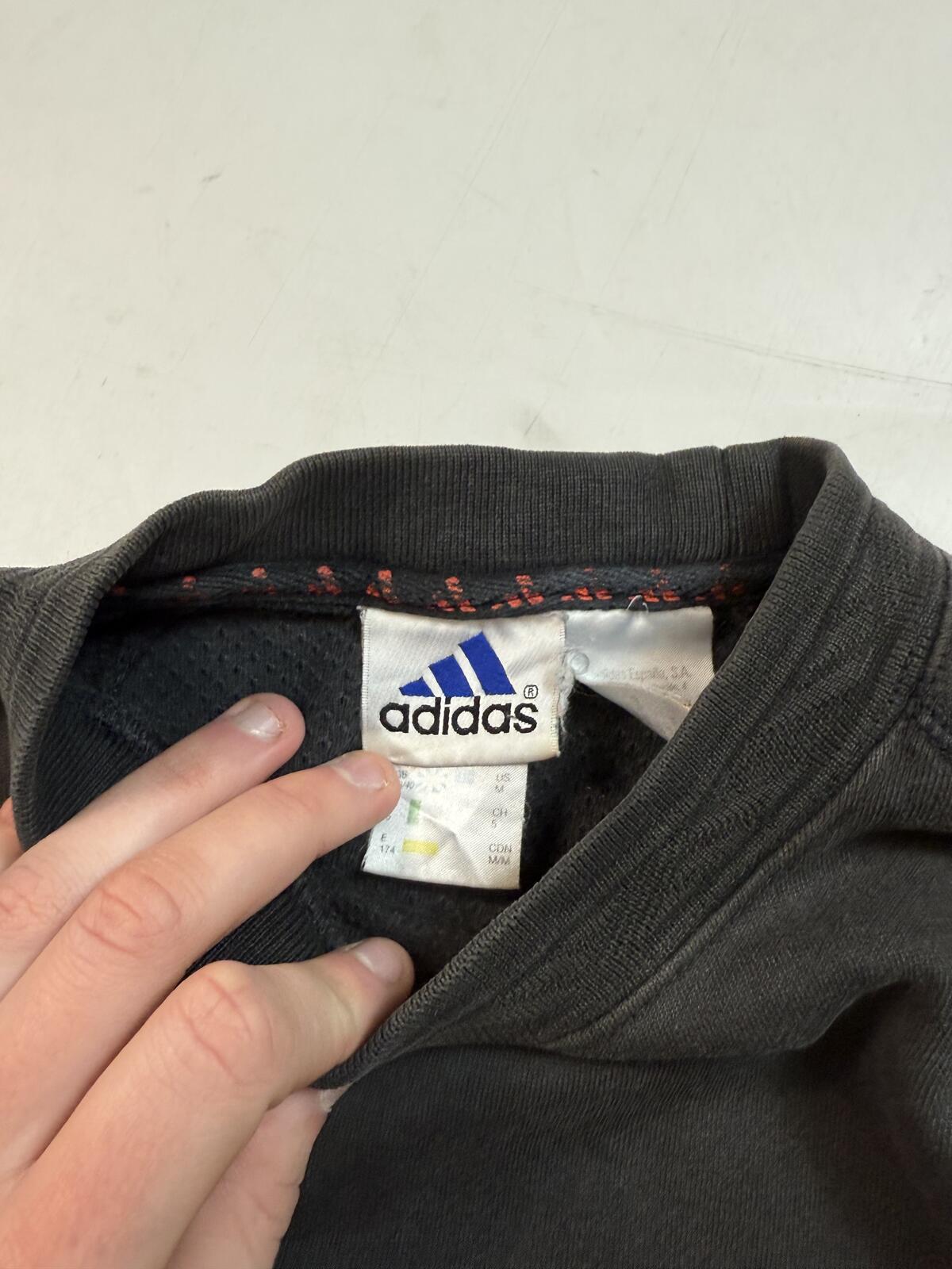 Vintage 90s adidas centre logo sweatshirt (M)