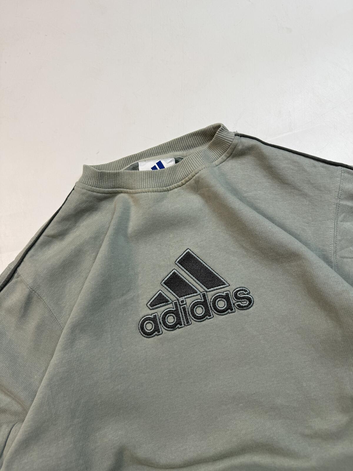Vintage 90s adidas centre logo sweatshirt (S)
