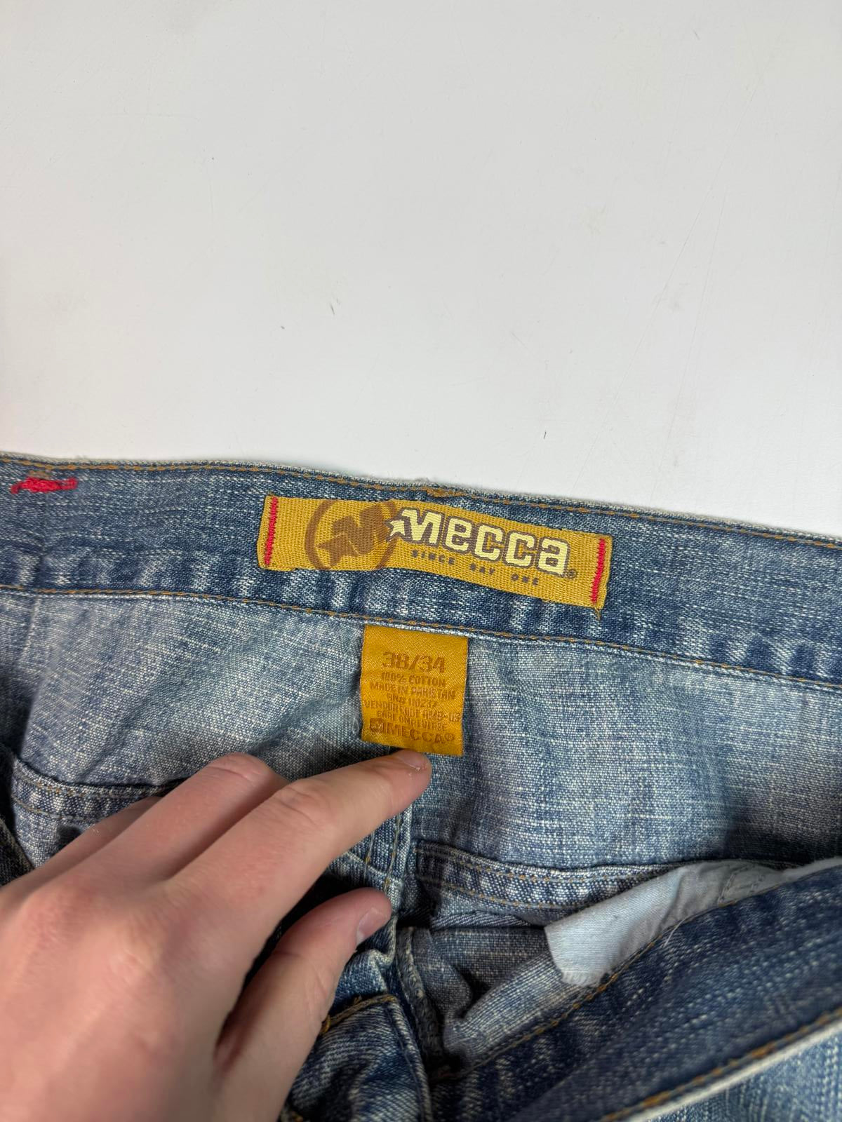 Vintage Y2K Mecca baggy hip hop Jeans (W38)