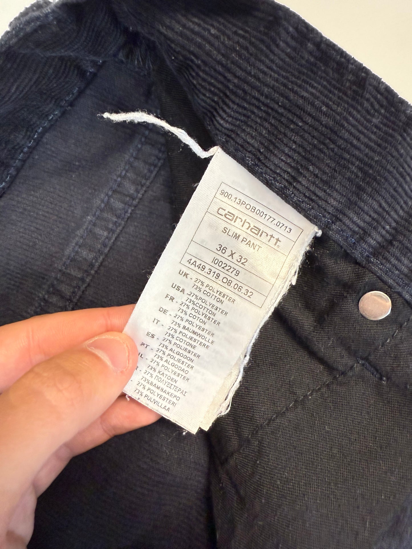 Carhartt WIP baggy corduroy trousers (W38)