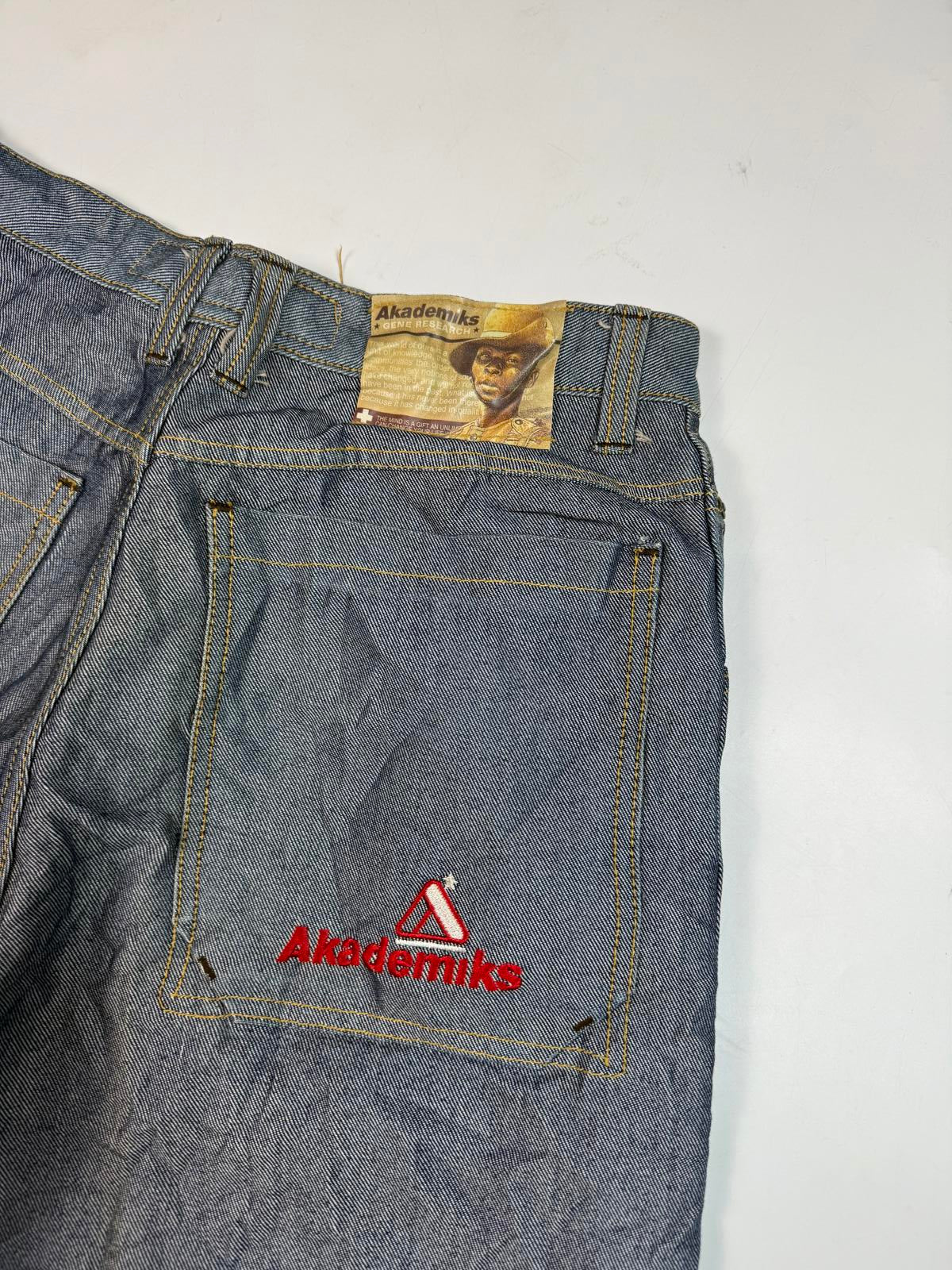 Vintage Akademiks baggy hip hop Jeans (W30)