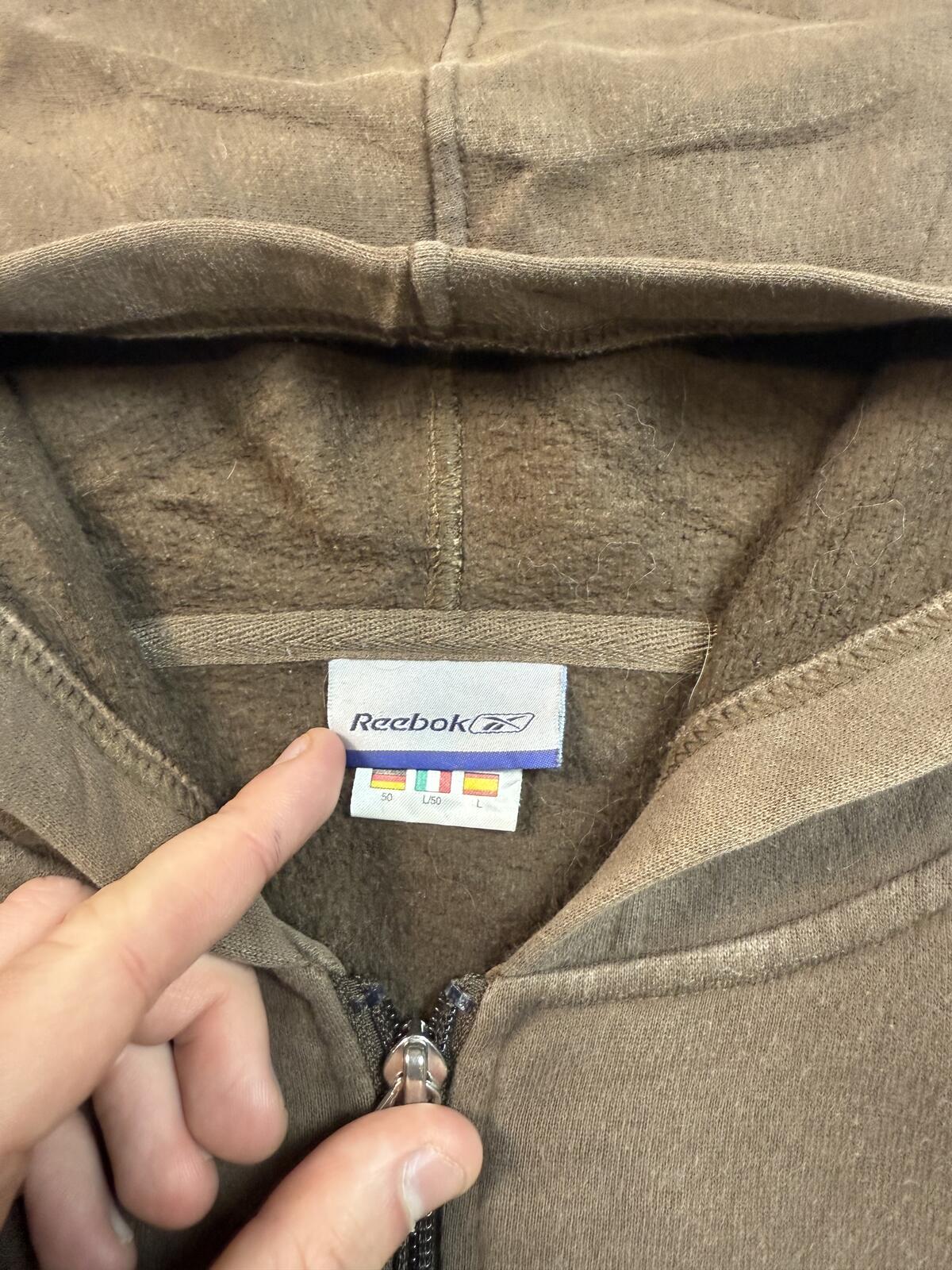 Vintage Reebok zip up hoodie (M)