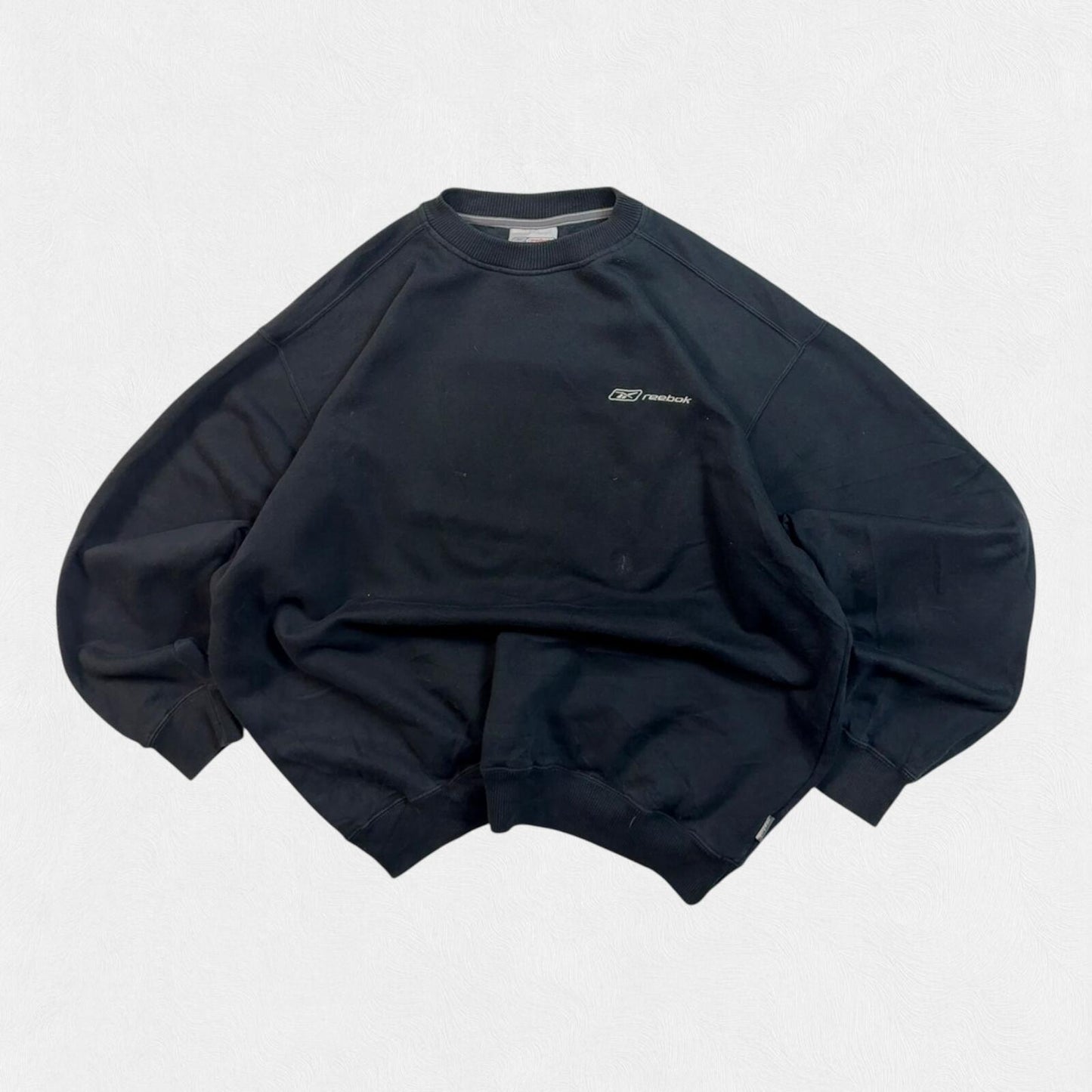 Vintage Y2K Reebok sweatshirt (L)