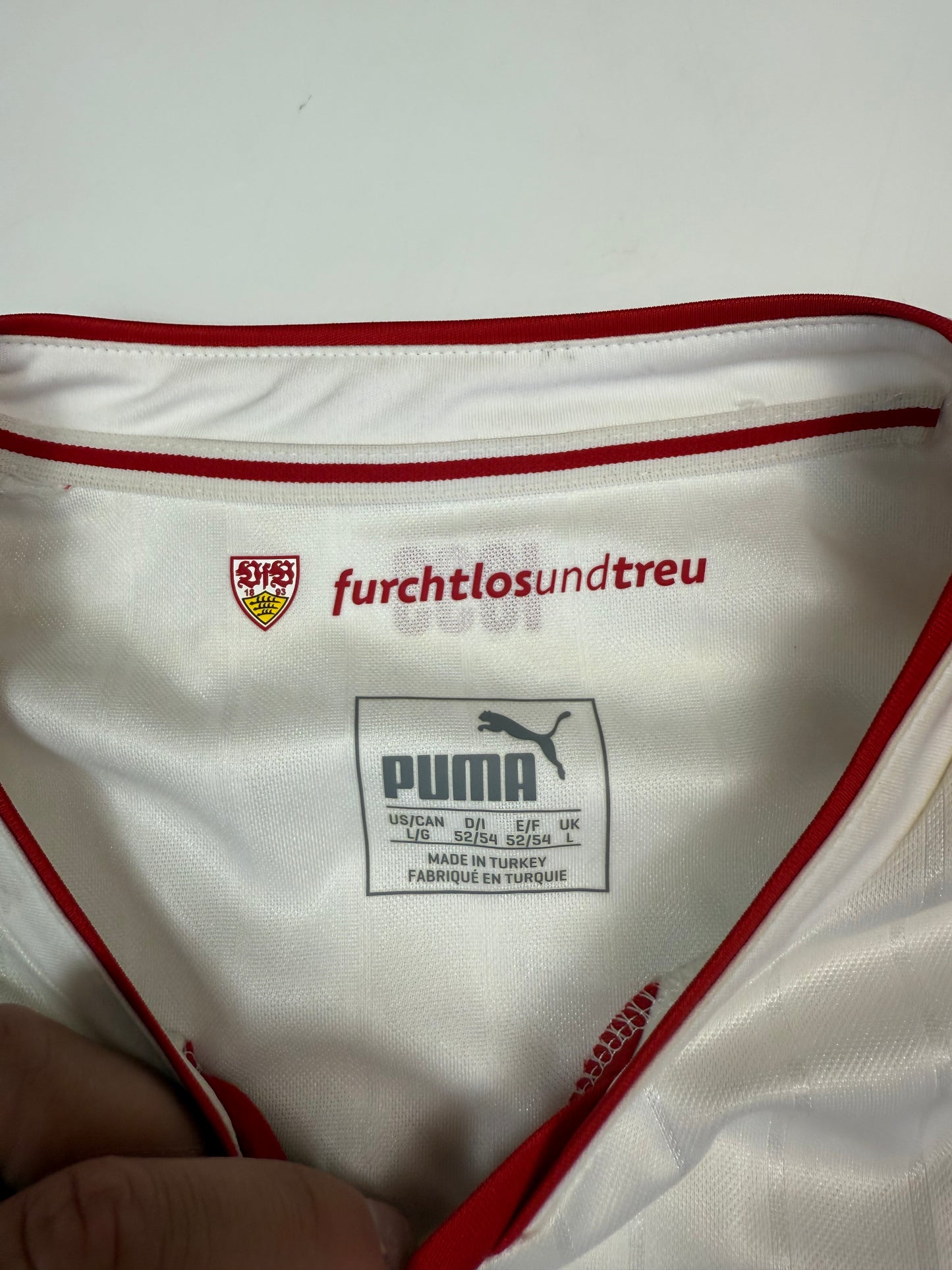 Stuttgart 2016/17 Puma signed home football shirt (L)