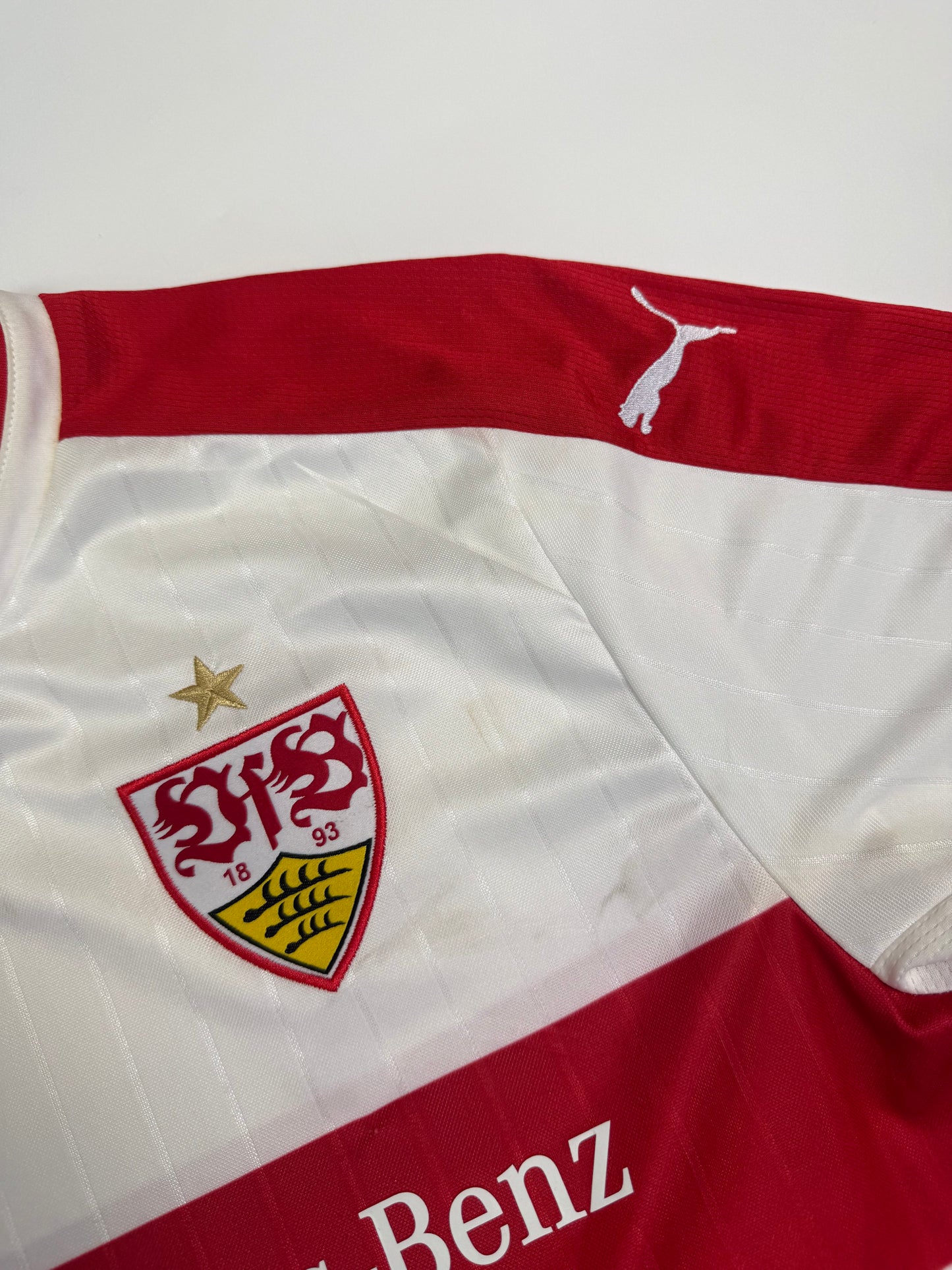 Stuttgart 2016/17 Puma signed home football shirt (L)