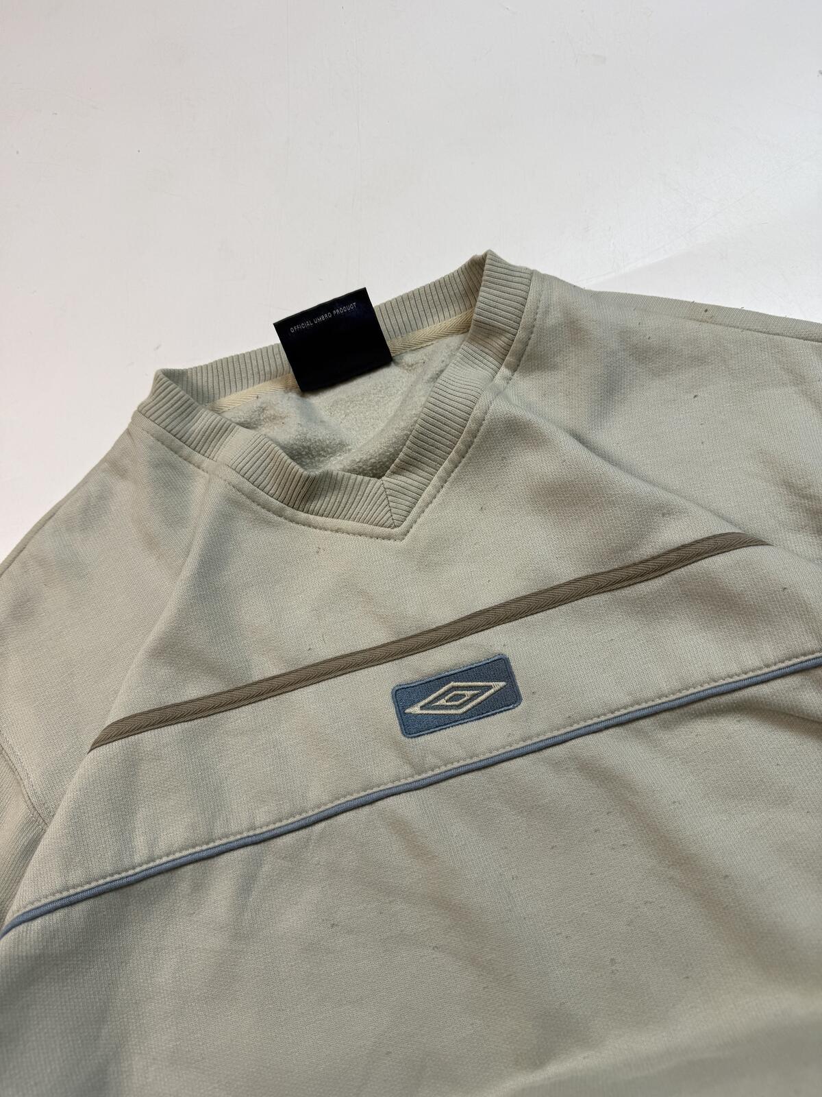 Vintage Umbro pro training centre logo sweatshirt (L)