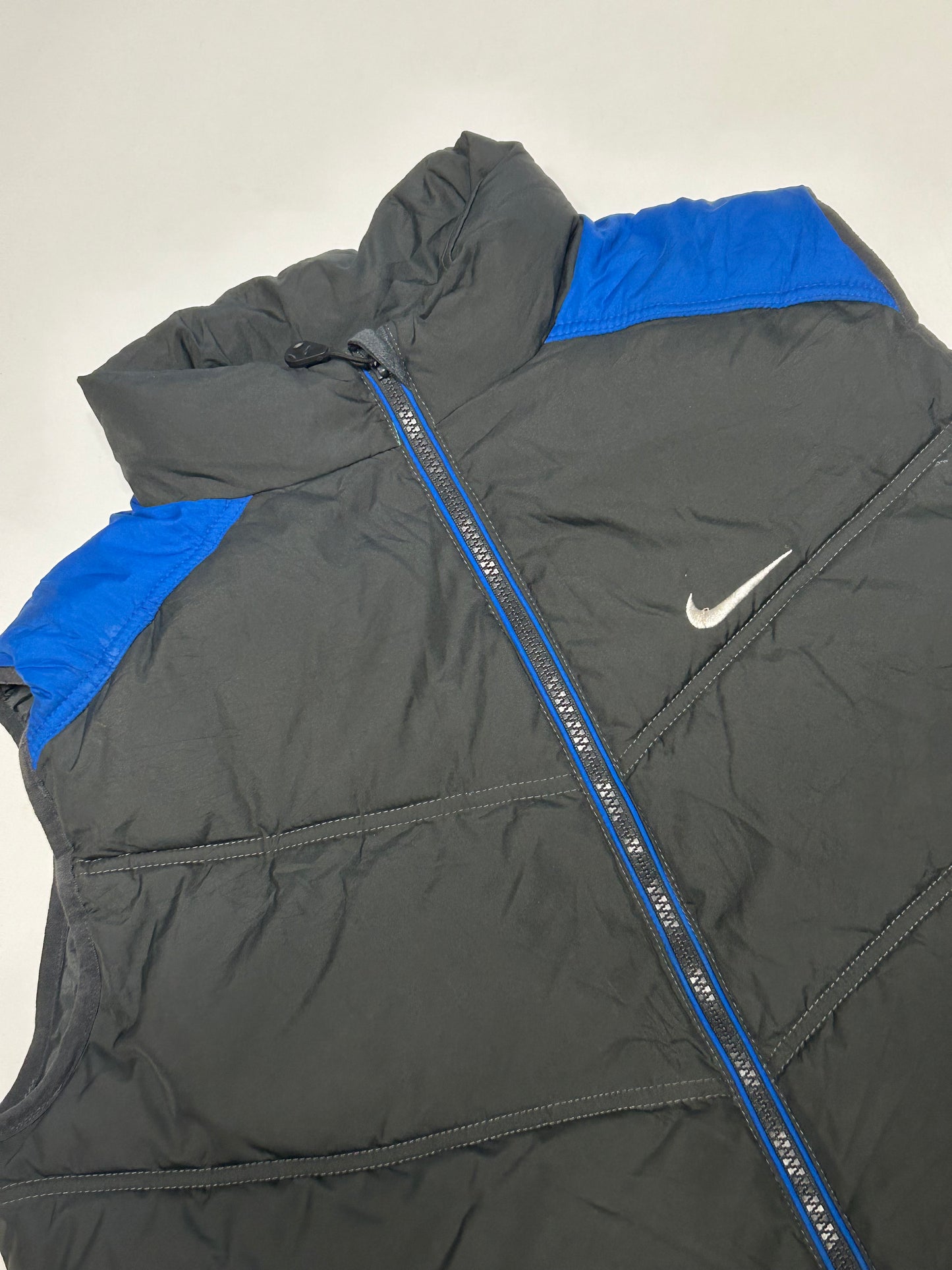 Nike gilet puffer jacket (M)