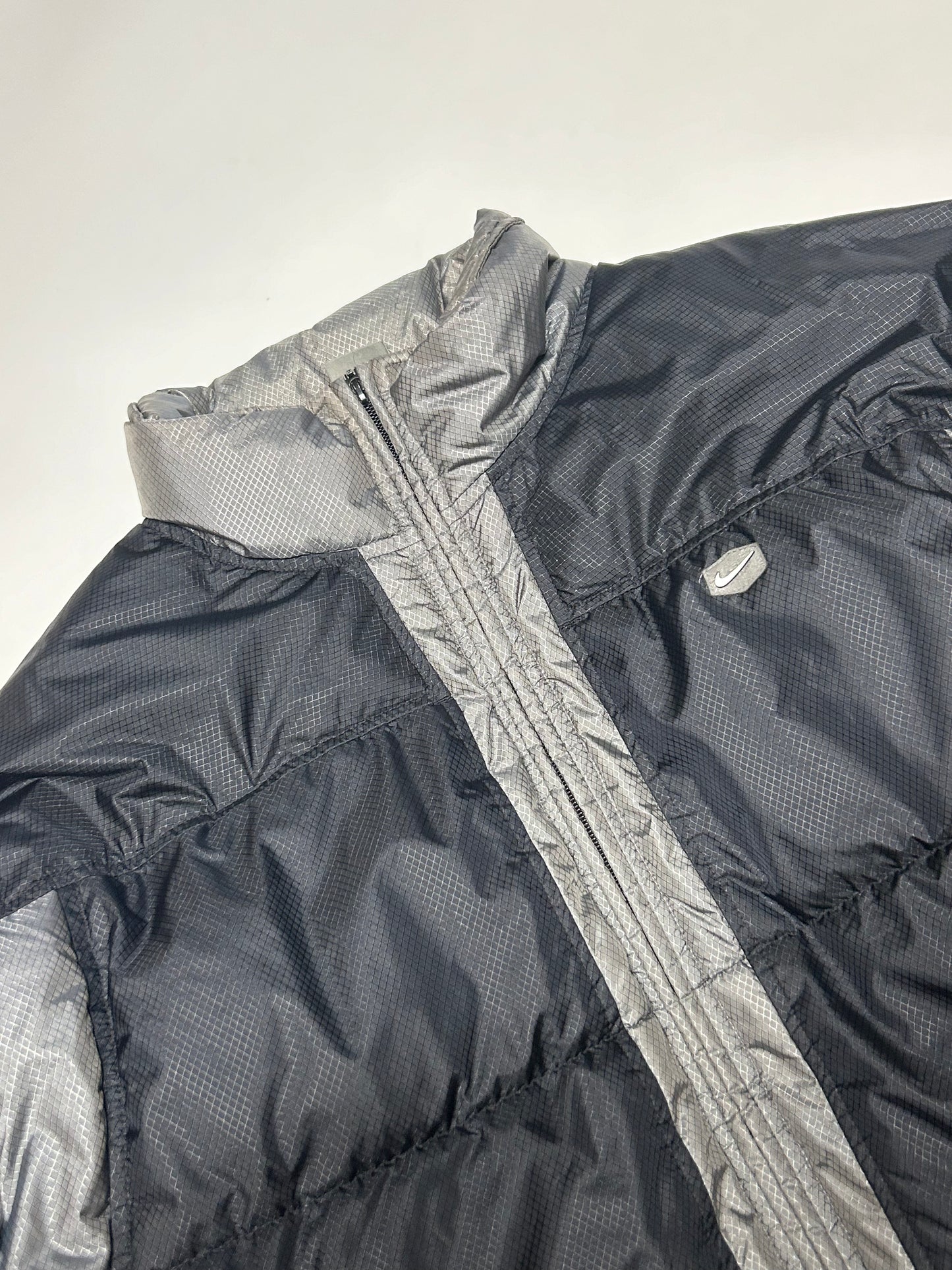 Vintage Nike puffer jacket (XL)