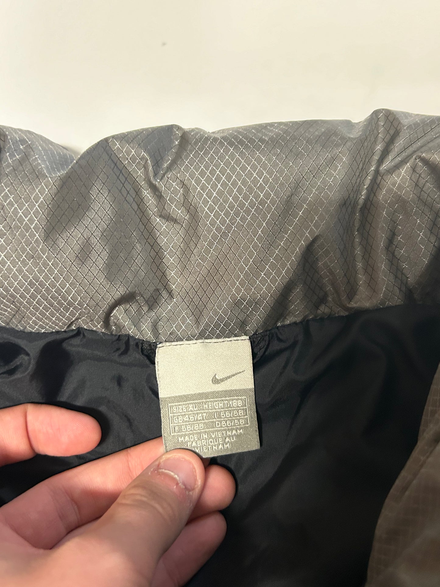 Vintage Nike puffer jacket (XL)