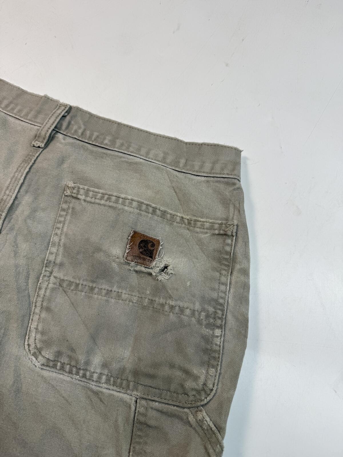Vintage Carhartt baggy carpenter pants (W31)