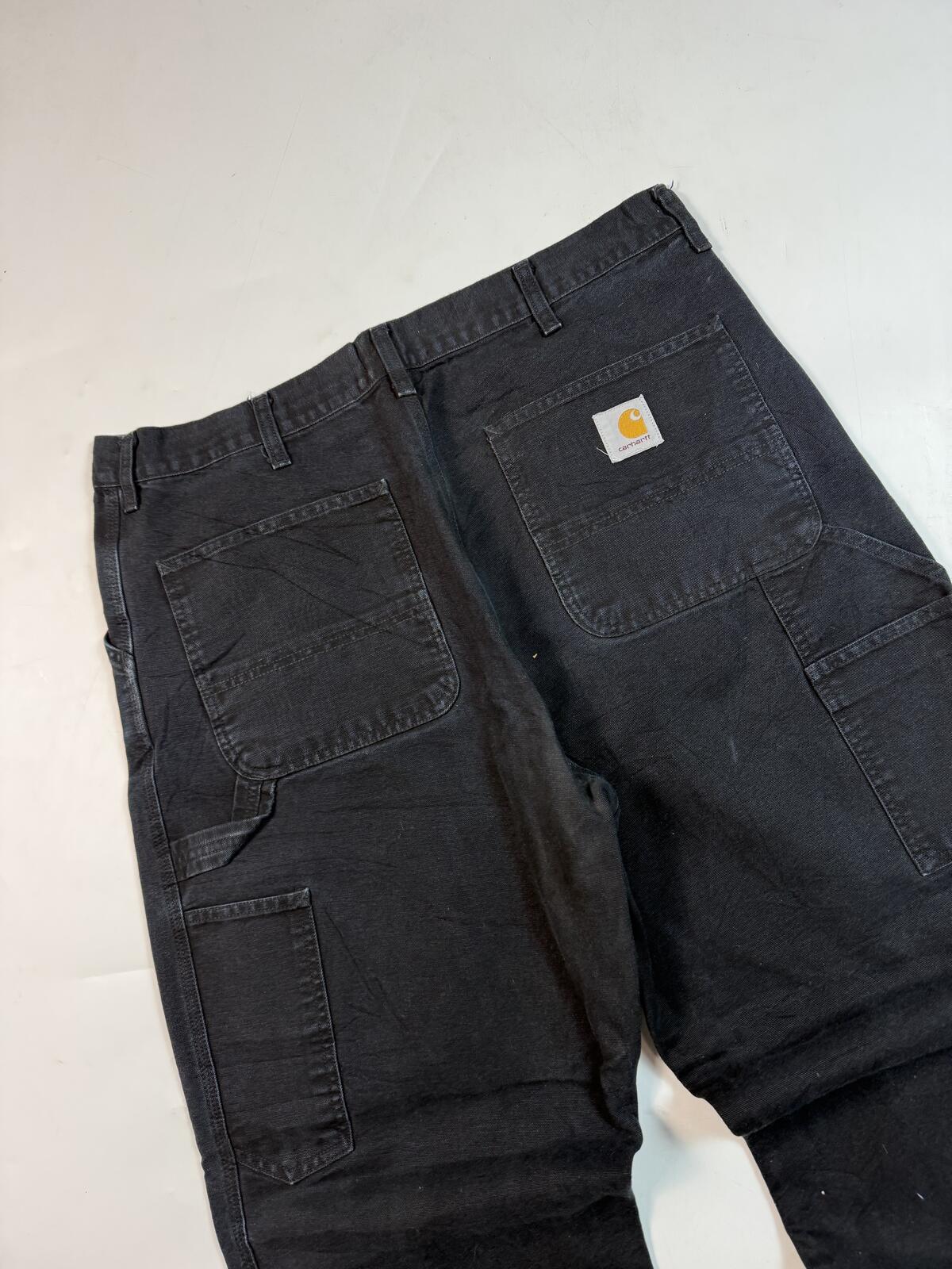 Carhartt baggy carpenter pants (W38)