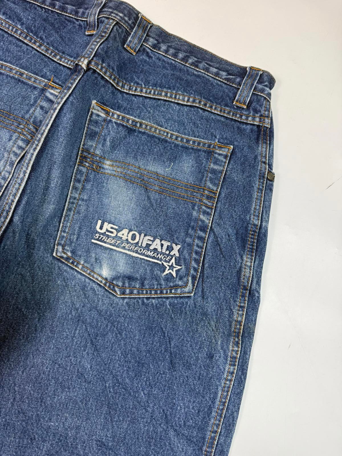 Vintage Y2K baggy hip hop Jeans (W34)