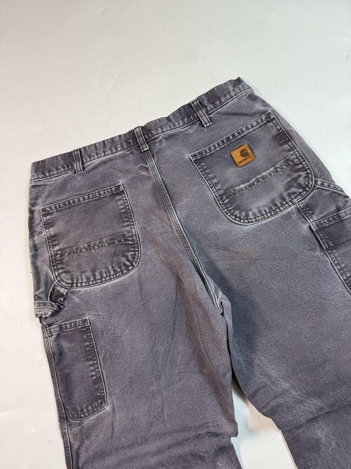 Carhartt baggy carpenter pants (W34)