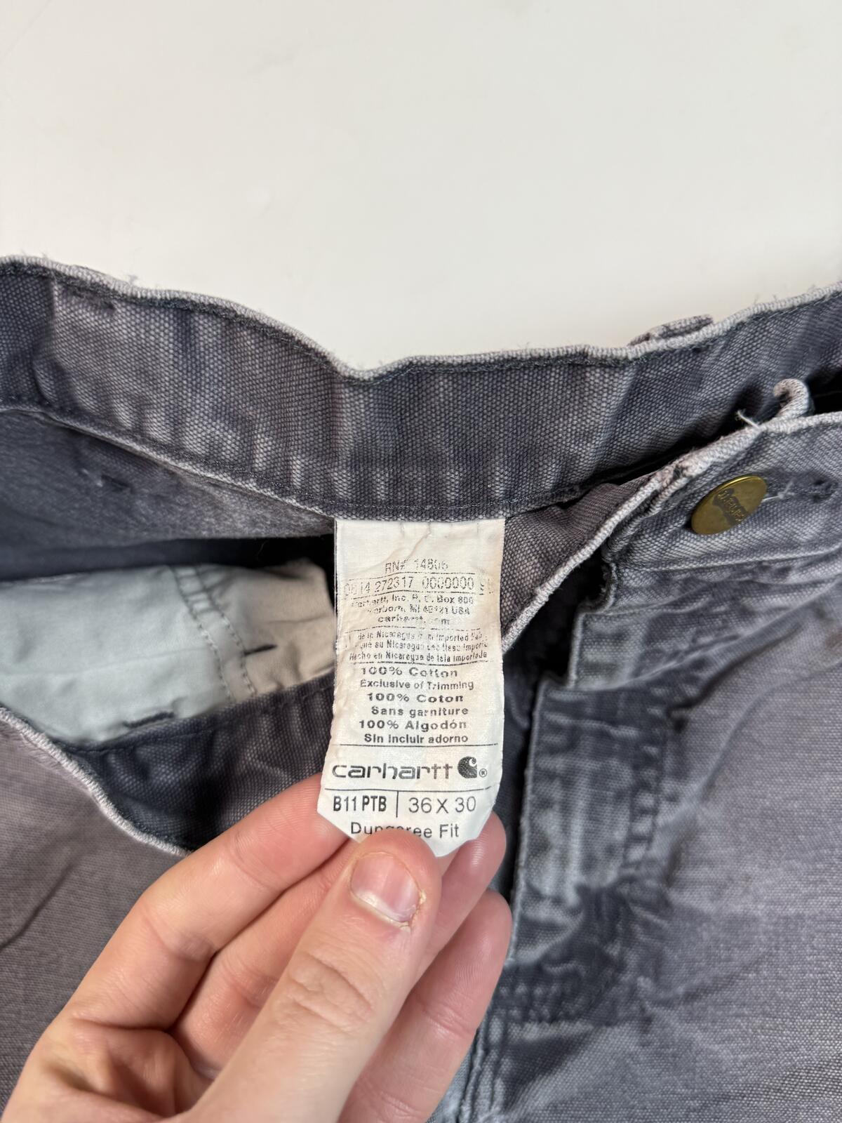 Carhartt baggy carpenter pants (W34)