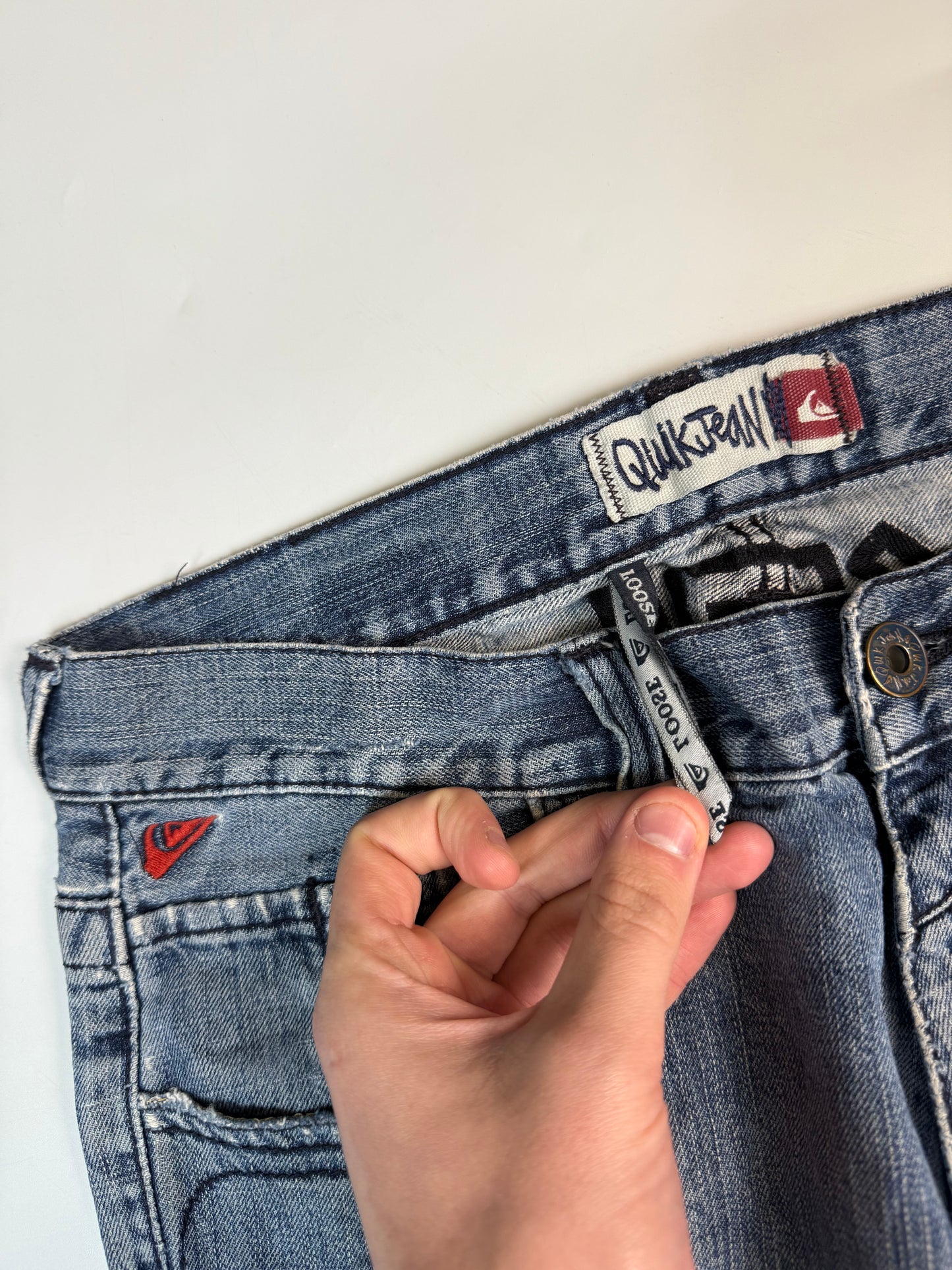 Vintage Quiksilver spell out baggy jeans (W34)