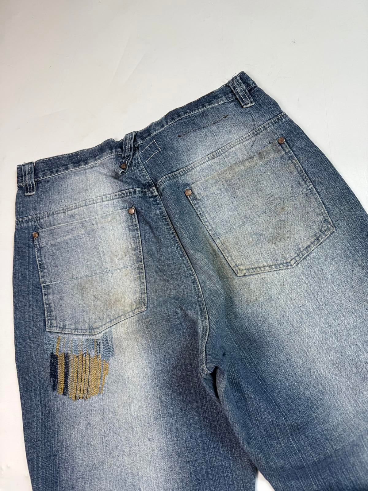 Vintage Y2K baggy hip hop Jeans (W32)