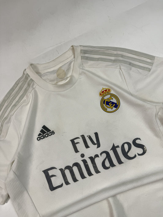 Real Madrid 2015/16 Adidas home football shirt (S)