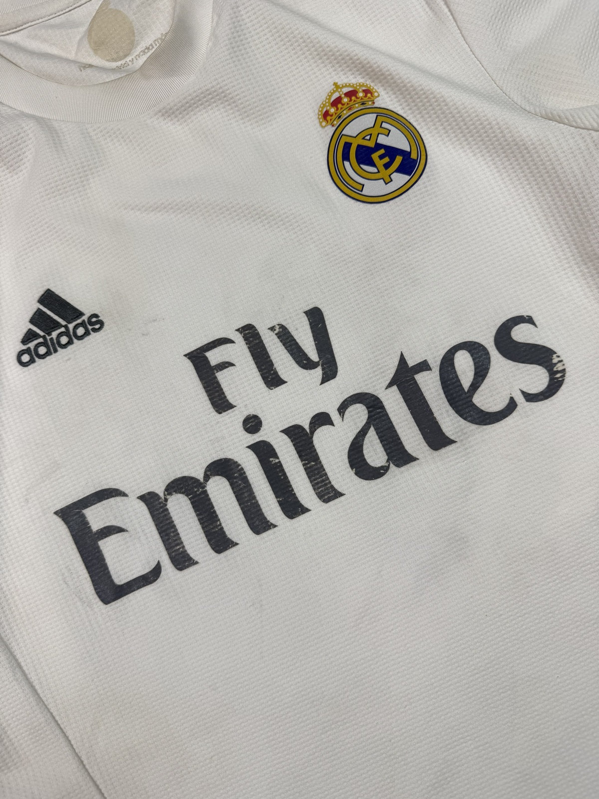 Real Madrid 2015/16 Adidas home football shirt (S)