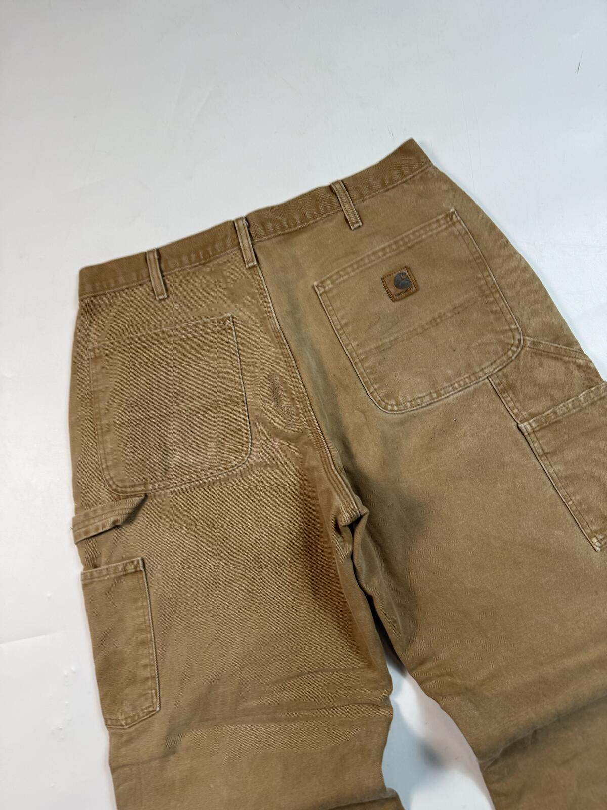 Vintage Carhartt baggy carpenter pants (W34)