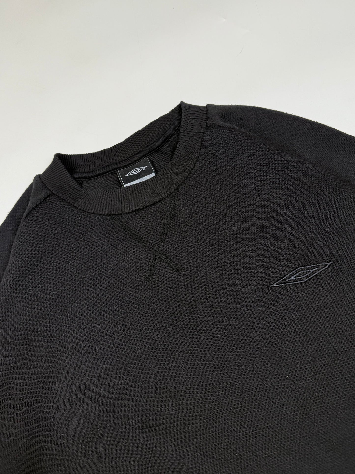Vintage Umbro small logo sweatshirt (L)