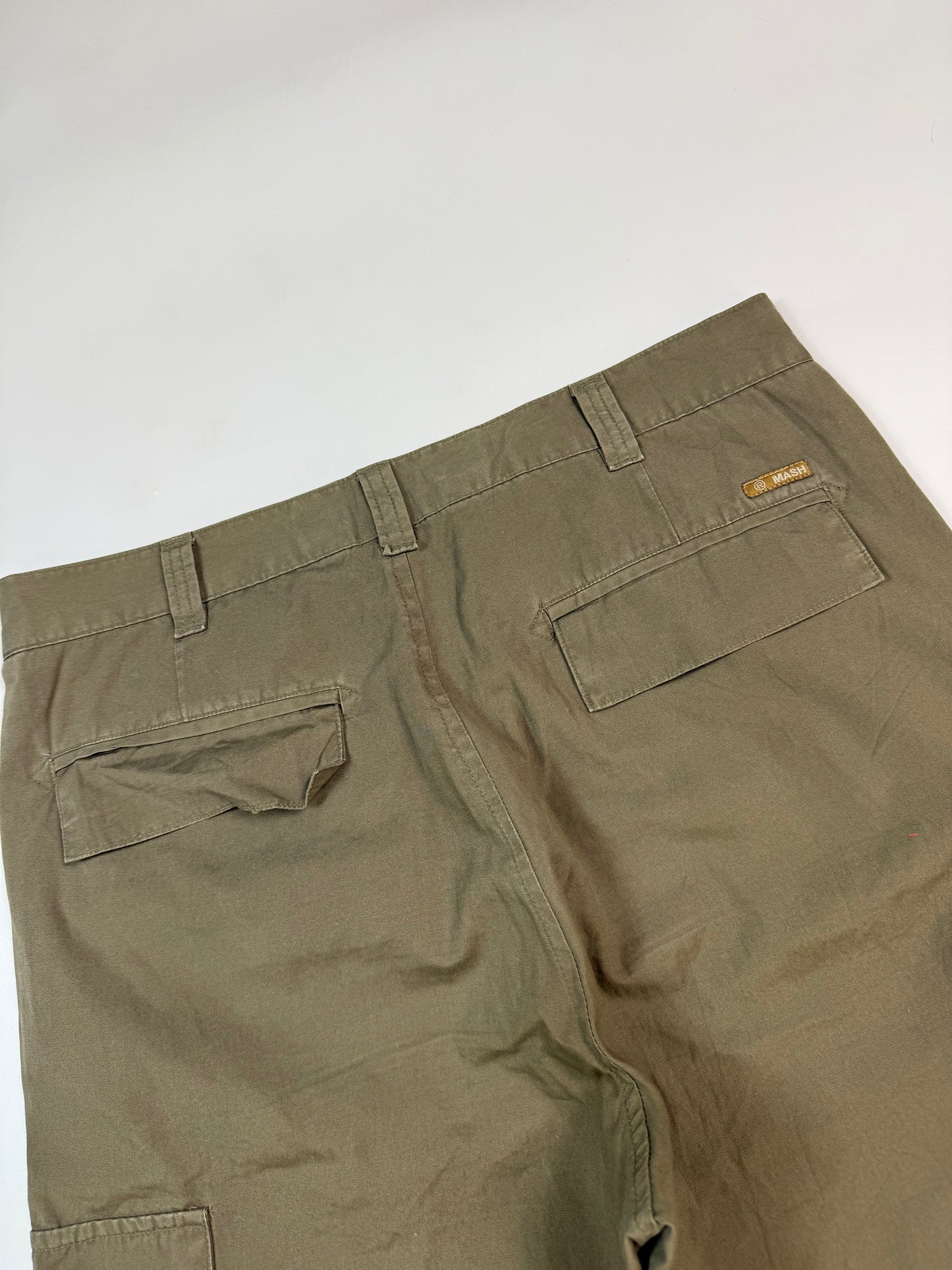 MASH baggy cargo shorts (W32)