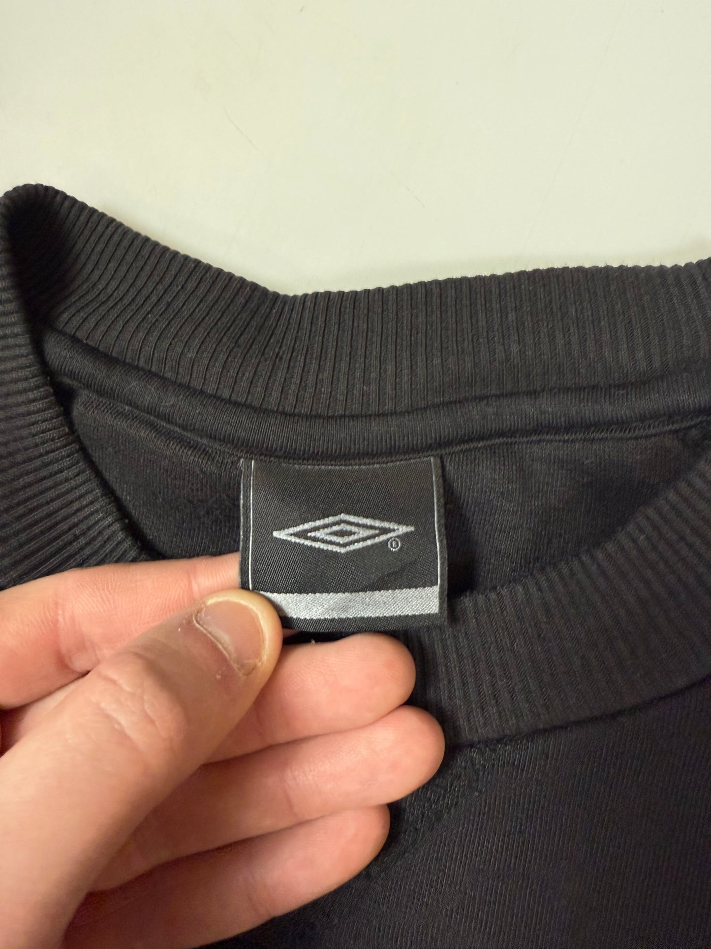 Vintage Umbro small logo sweatshirt (L)