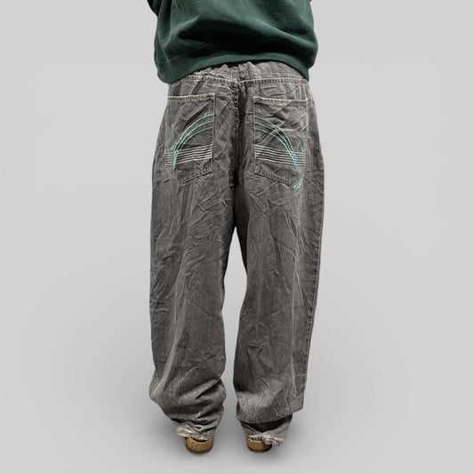 Vintage Y2K baggy hip hop Jeans (W40)