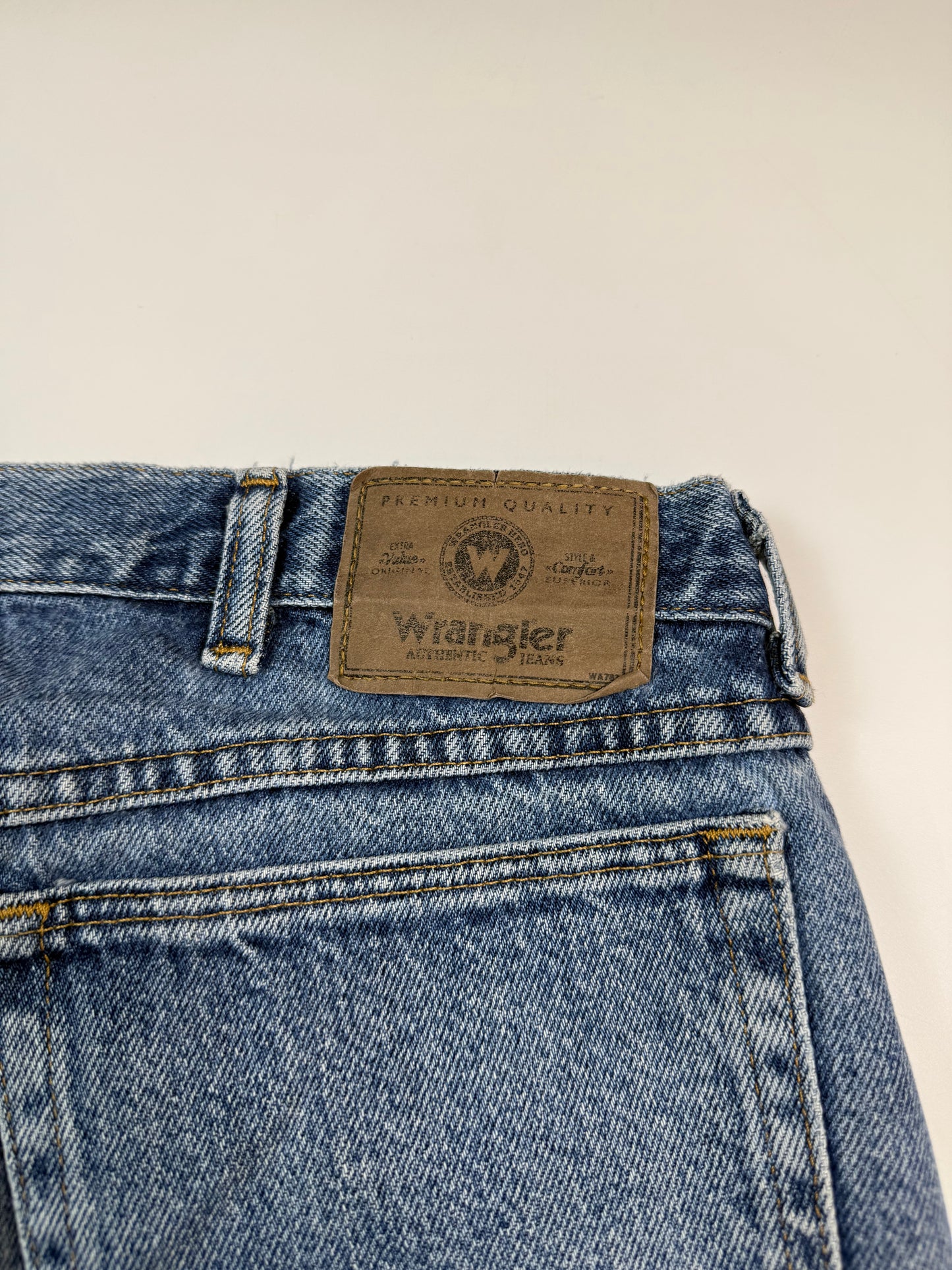 Vintage Wrangler baggy jorts (W36)