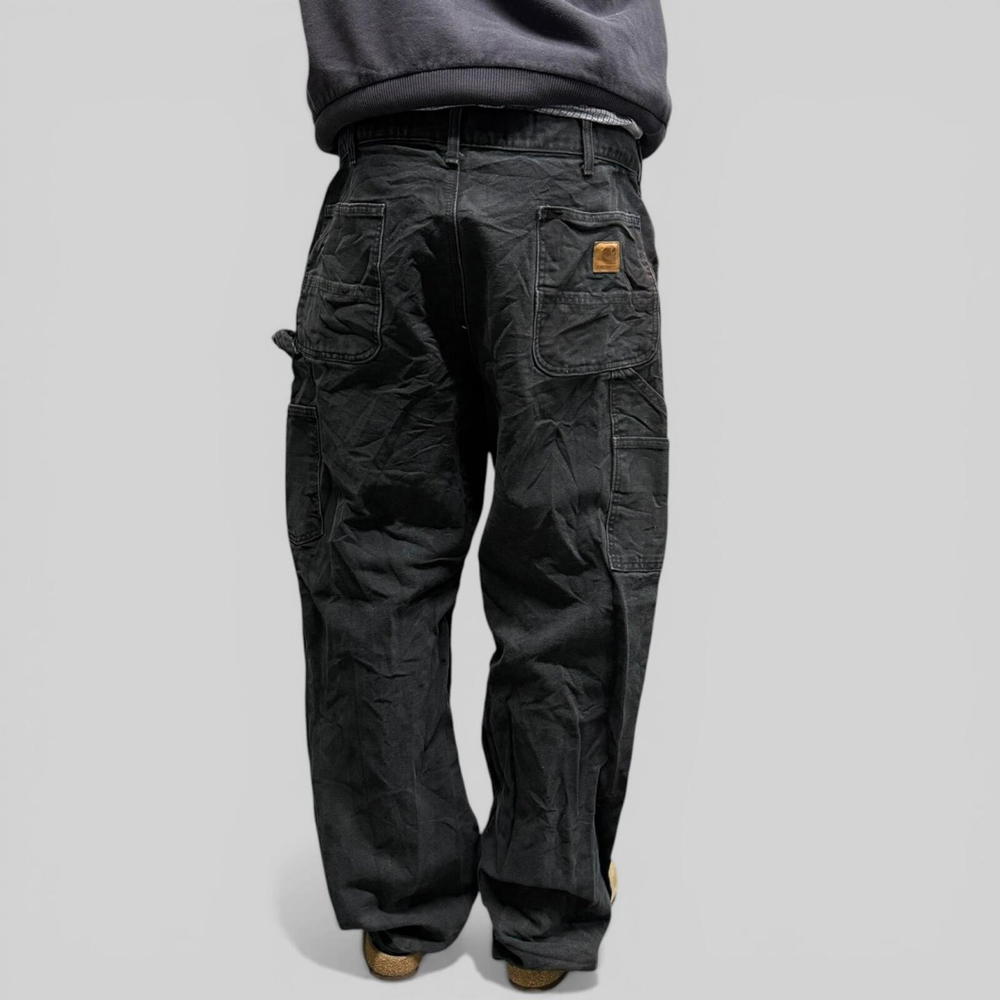 Carhartt baggy carpenter pants (W38)