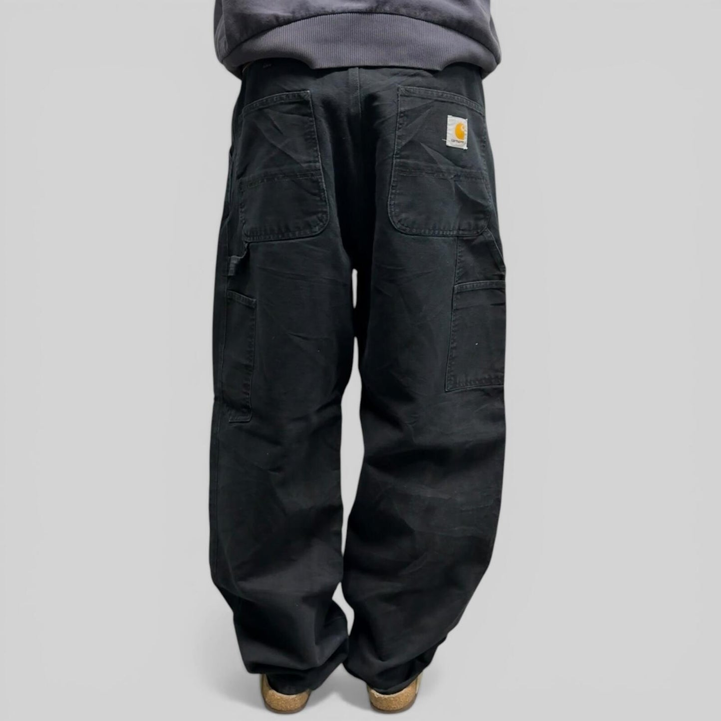 Carhartt baggy carpenter pants (W38)