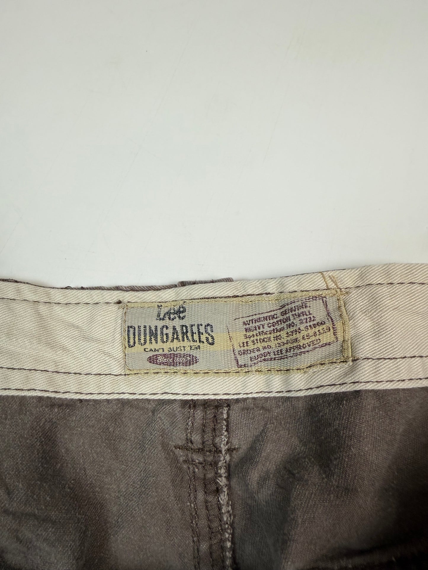 Vintage Lee dungarees baggy cargo shorts (W36)
