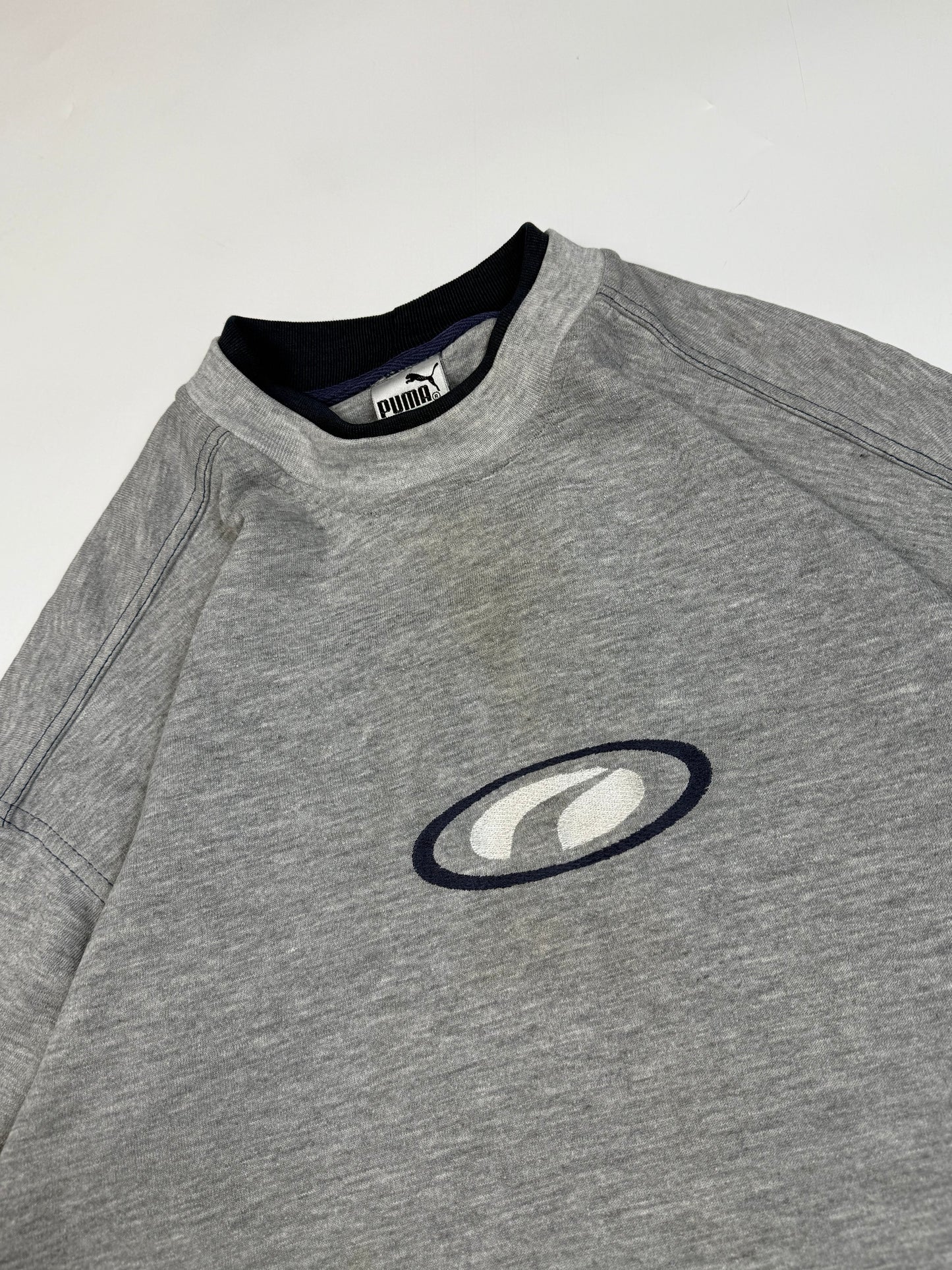 Vintage 80s Puma centre logo sweatshirt (M)