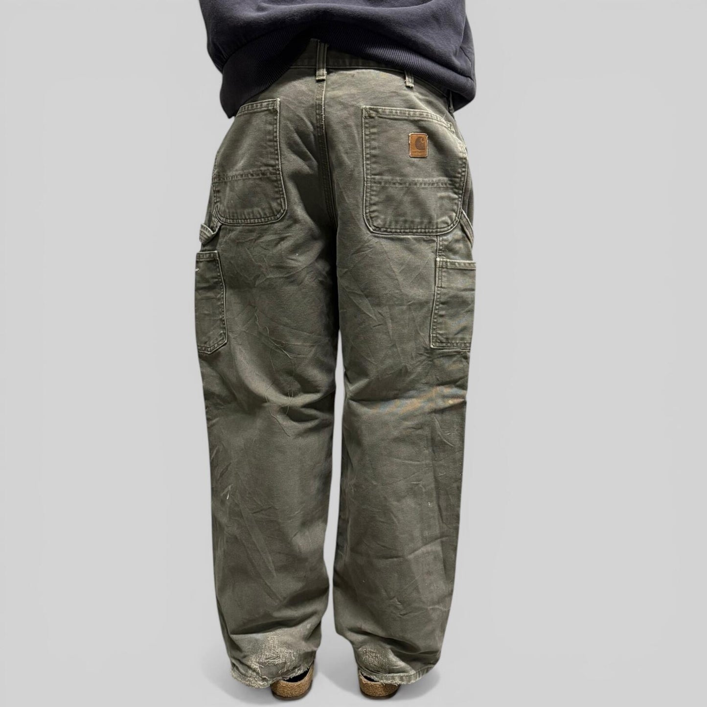 Vintage Carhartt baggy carpenter pants (W32)