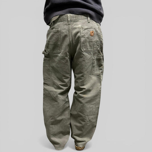 Vintage Carhartt baggy carpenter pants (W34)