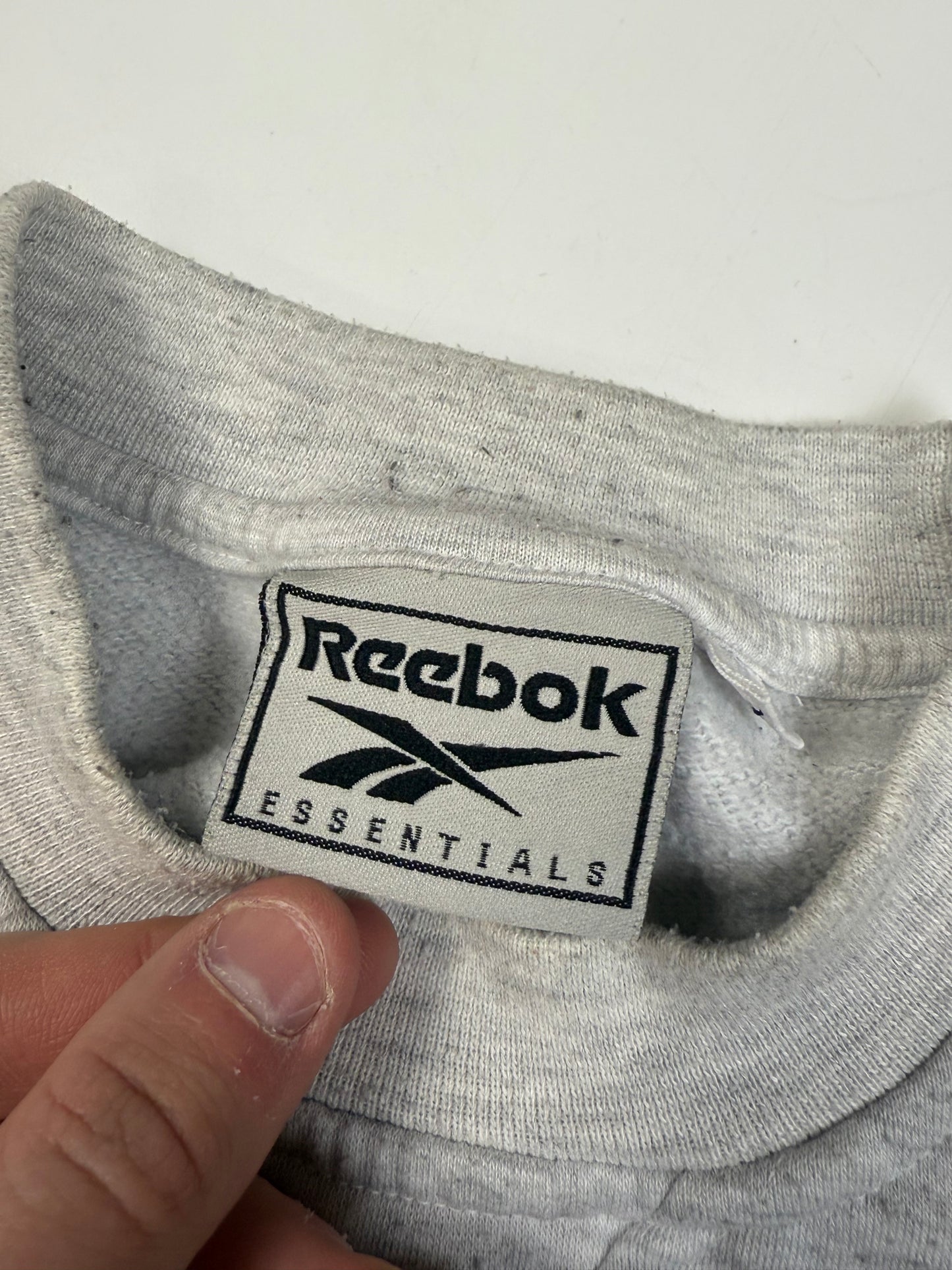 Vintage Reebok essentials sweatshirt (M)