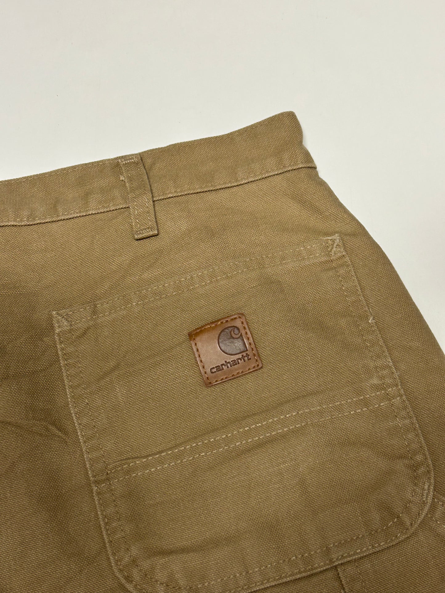 Carhartt baggy carpenter pants (W38)