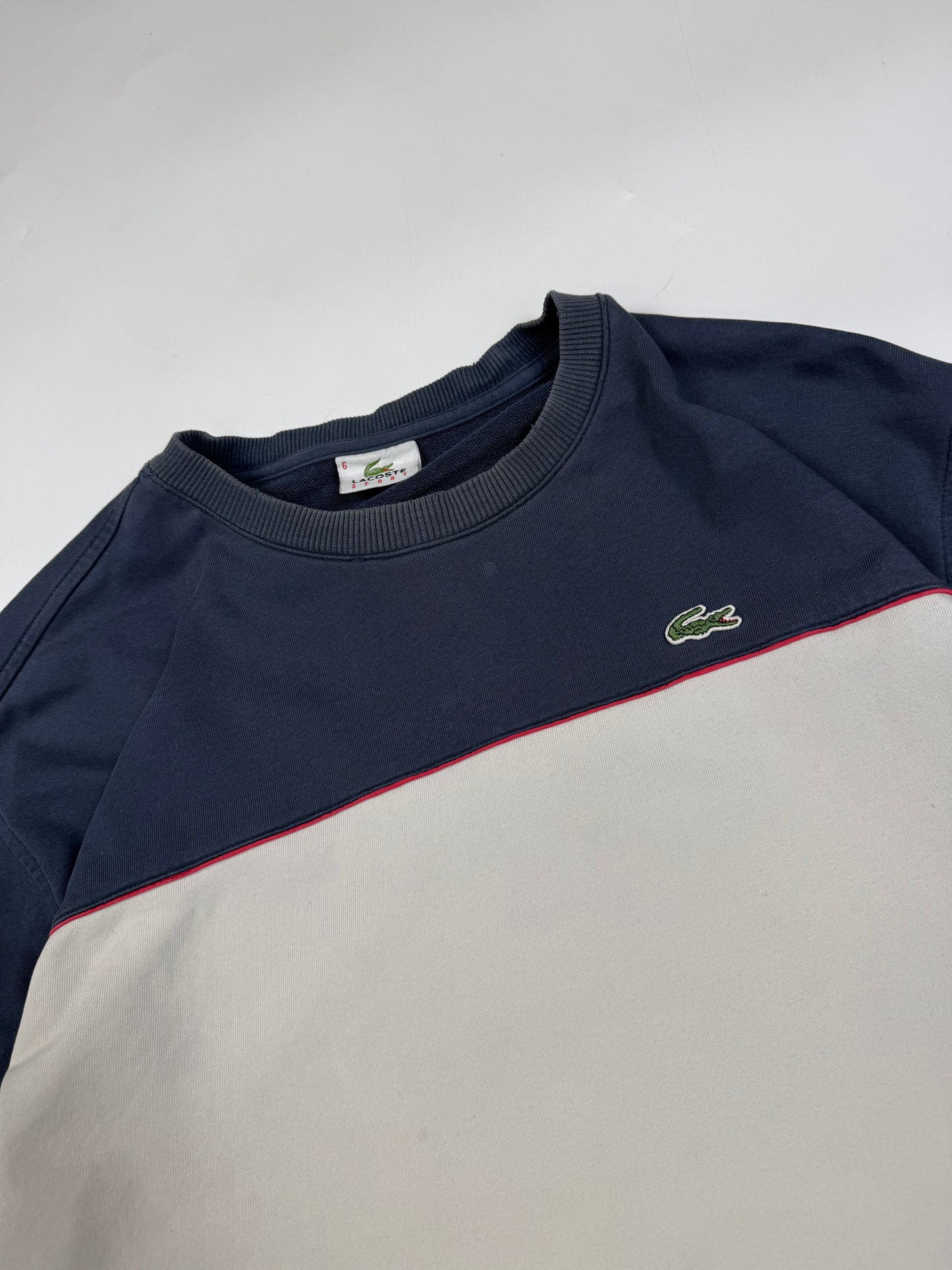 Vintage Lacoste sweatshirt (XL)