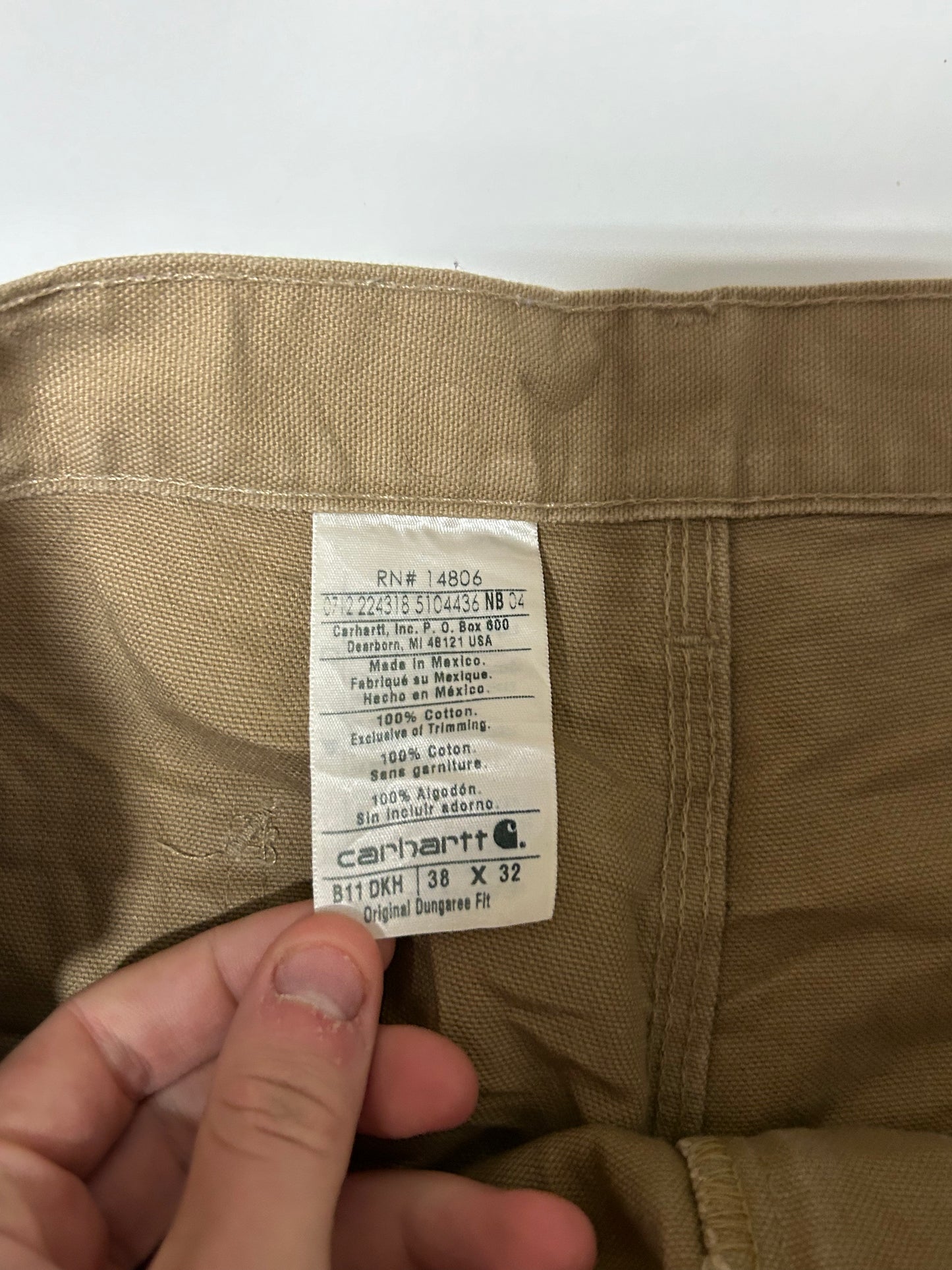 Carhartt baggy carpenter pants (W38)