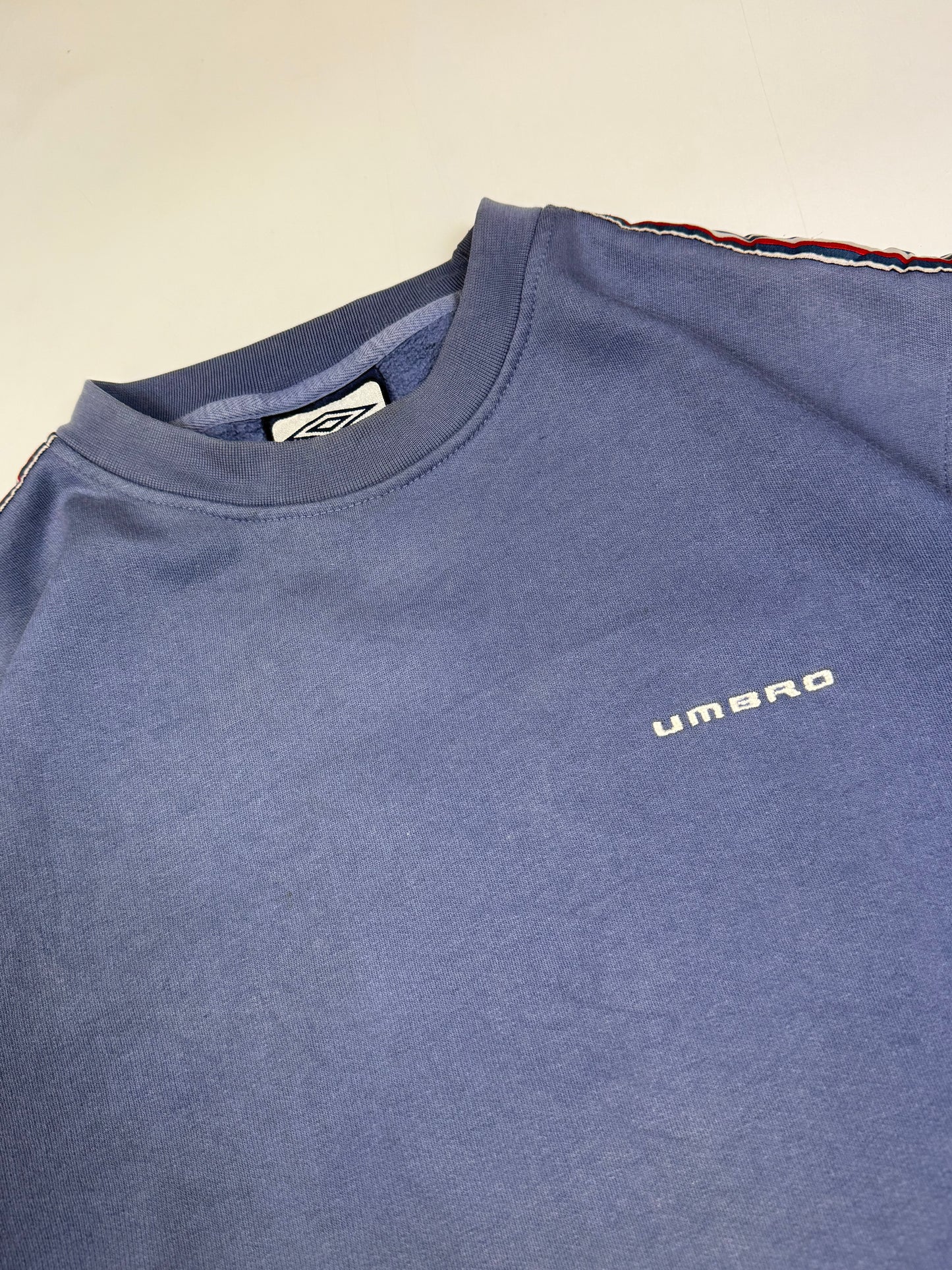 Vintage Umbro side stripe sweatshirt (M)
