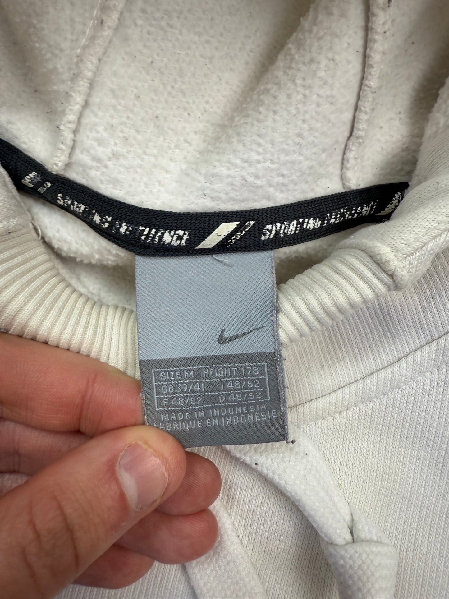 Vintage Nike small logo hoodie (M)