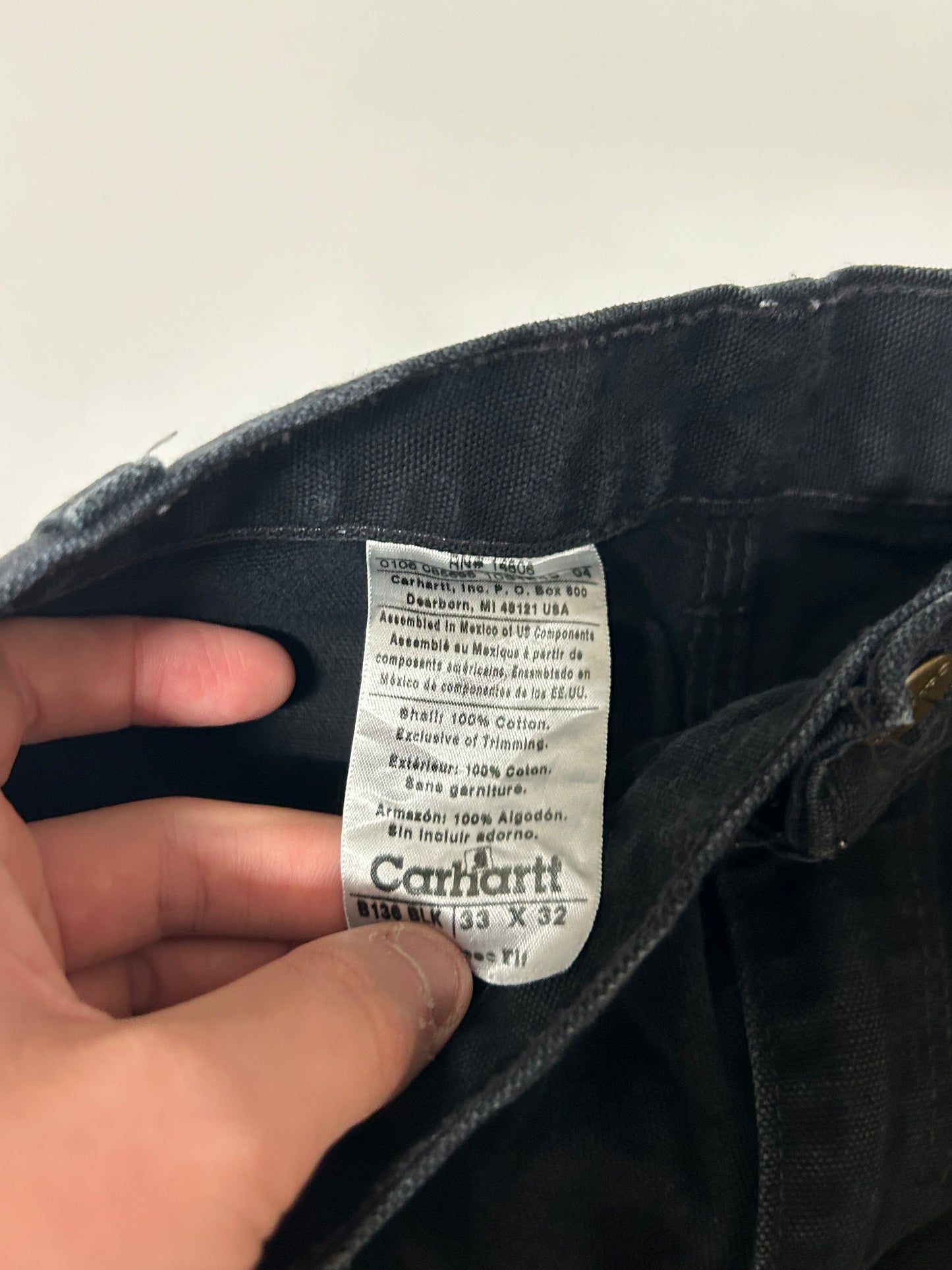 Vintage Carhartt double knee carpenter pants (W33)